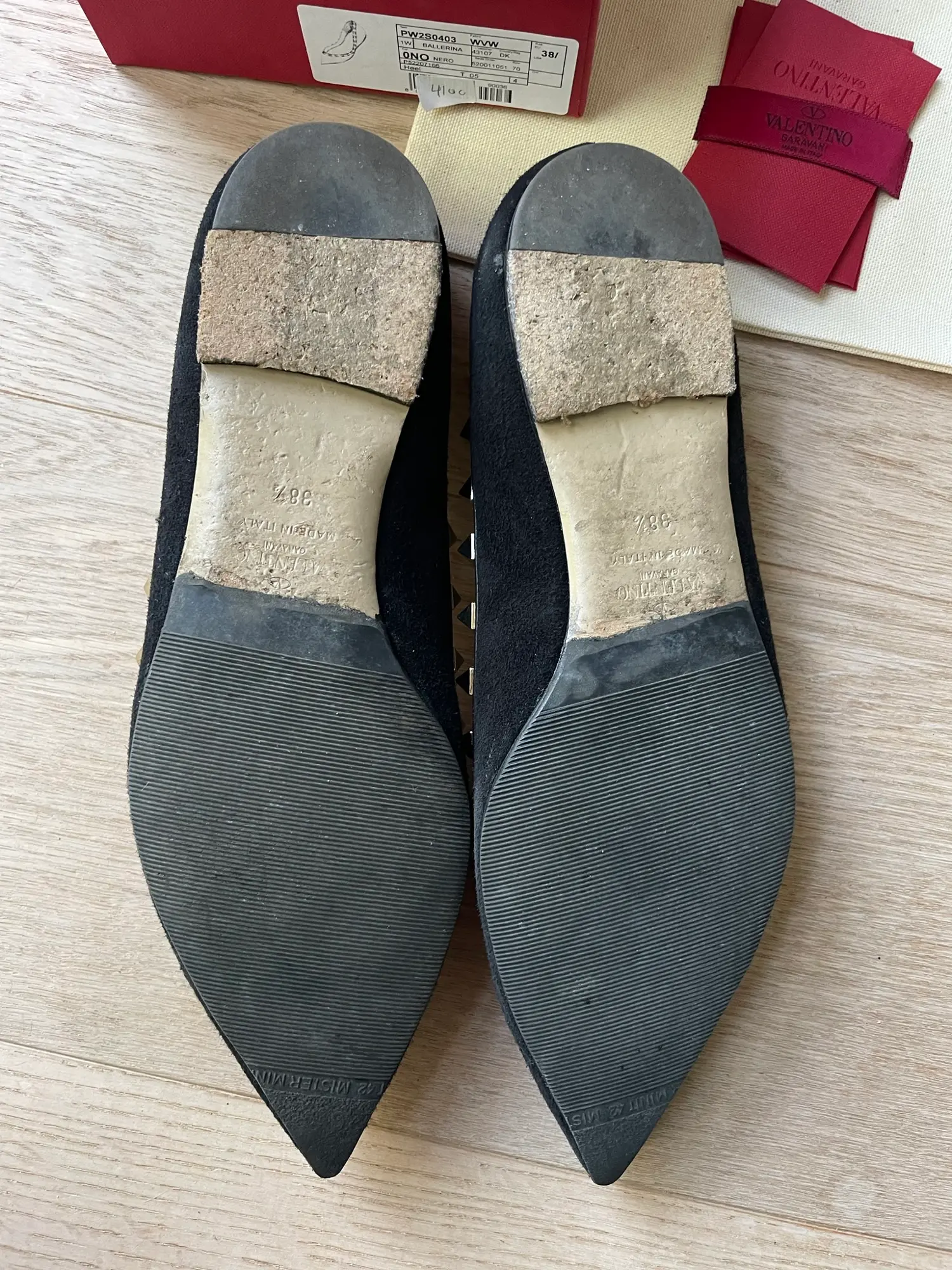 Valentino Garavani flats