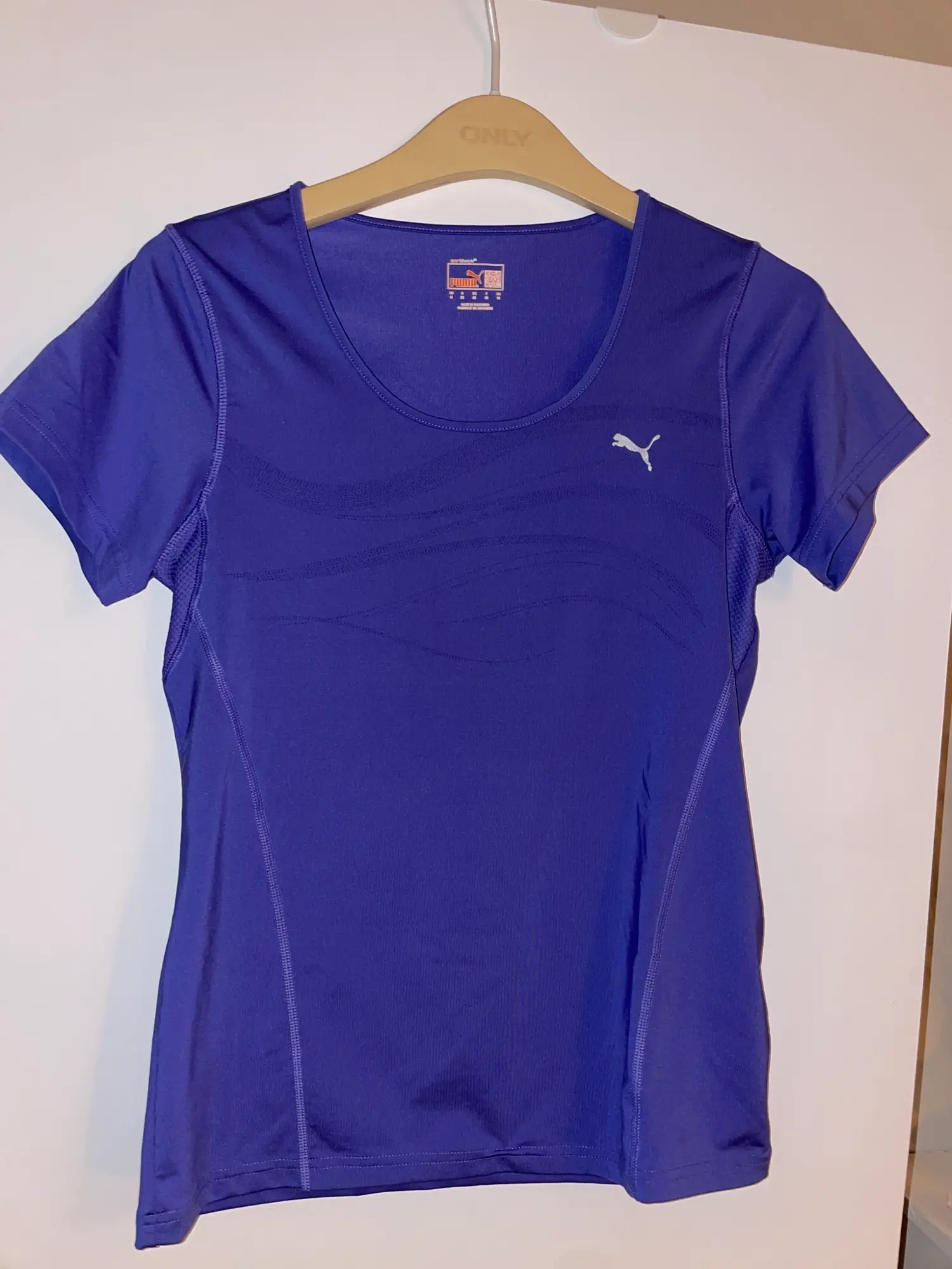 PUMA t-shirt