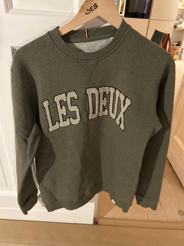 Les Deux sweatshirt