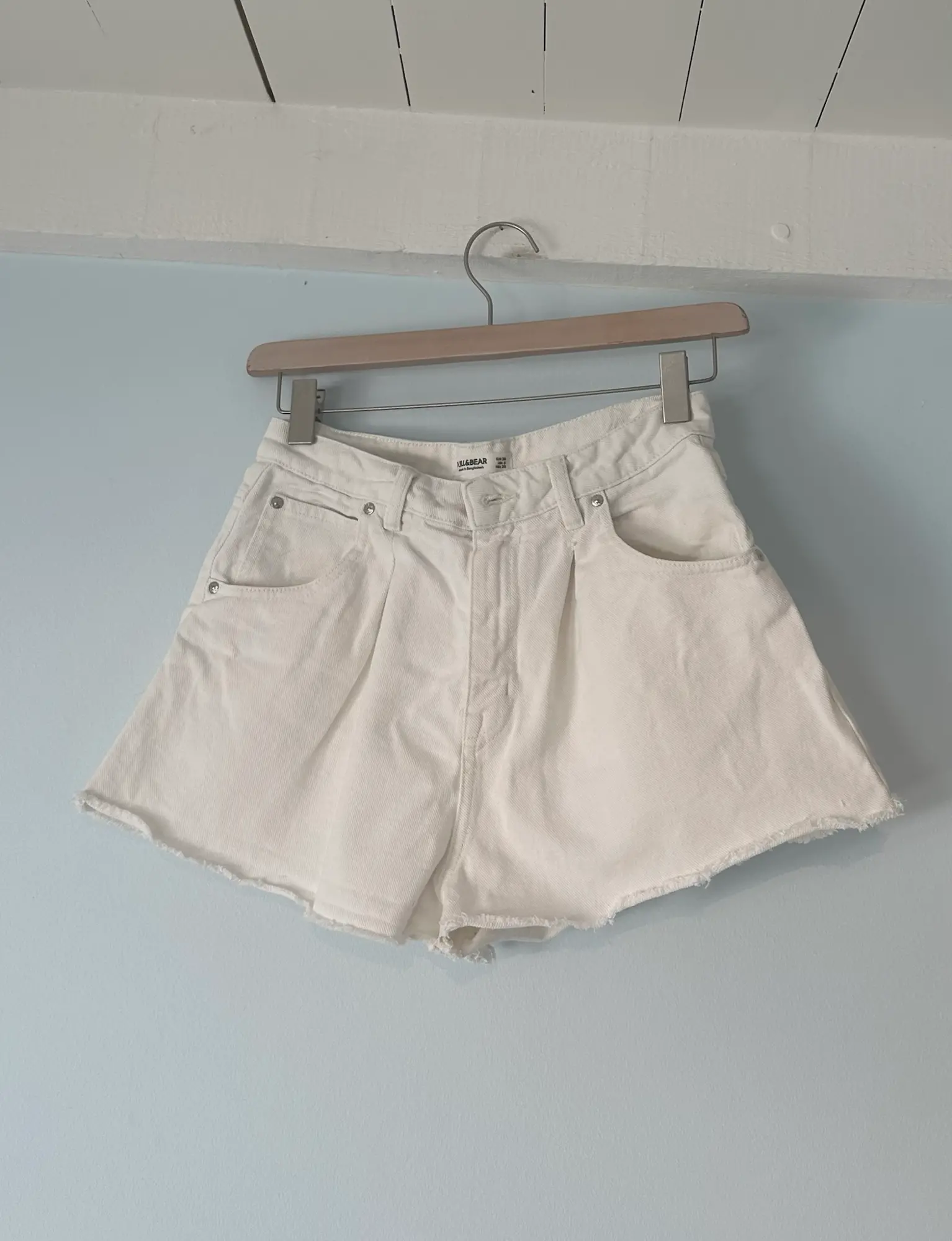 Pull And Bear shorts