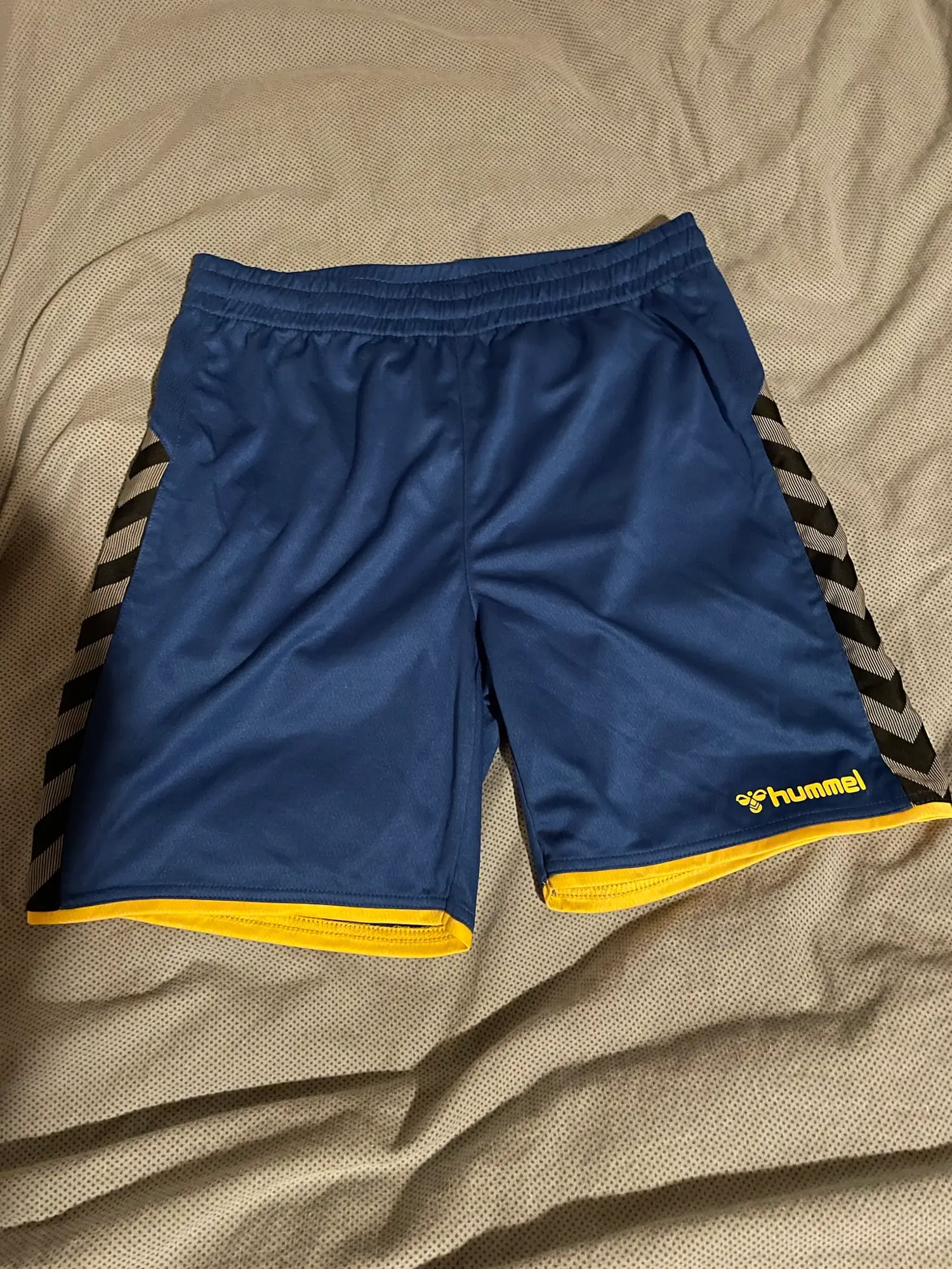 Hummel shorts