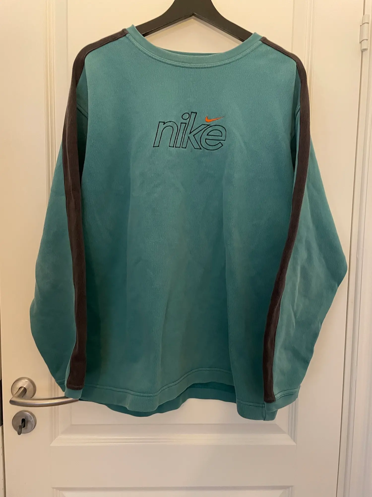 Nike sweatshirt