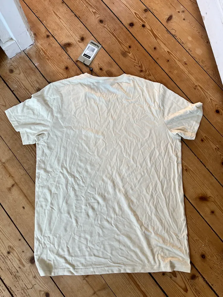 Hummel t-shirt
