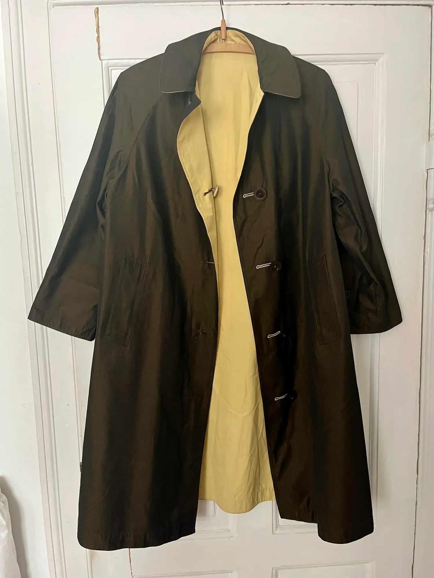 Aquascutum trenchcoat