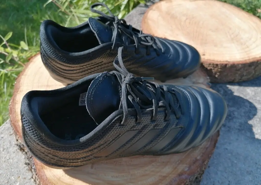 Adidas fodboldstøvle