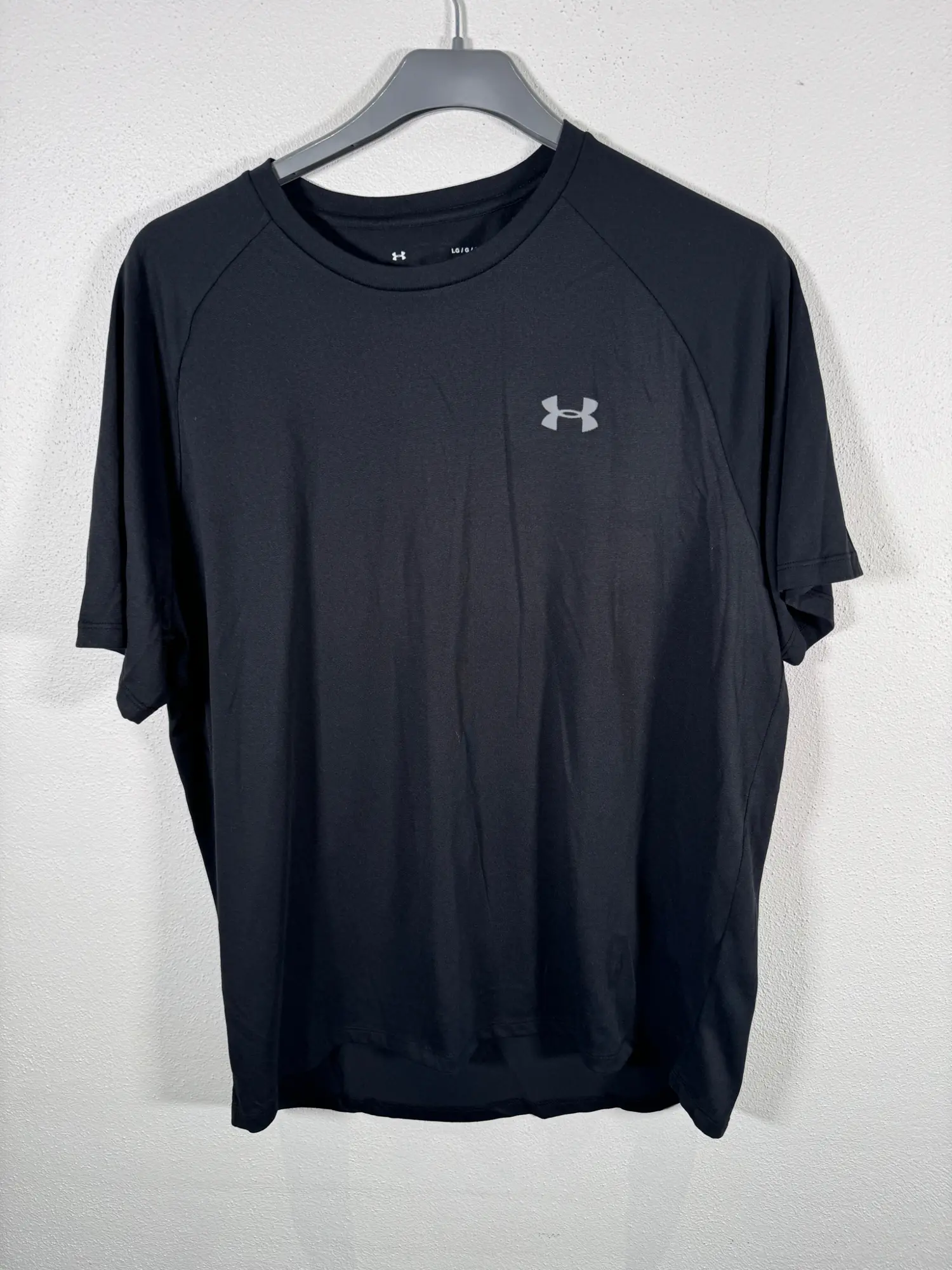 Under Armour t-shirt