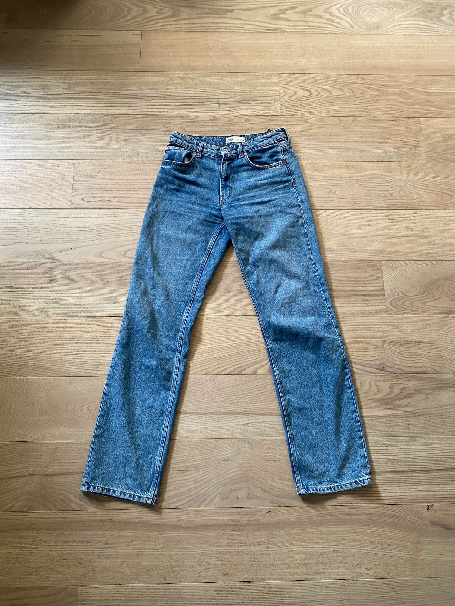 Zara jeans