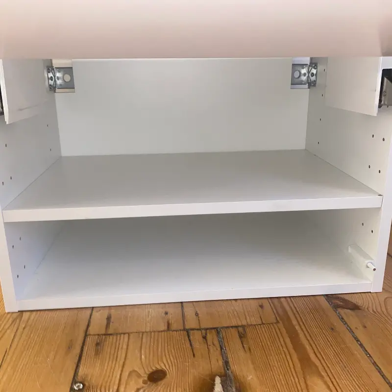 Ikea vitrine skab