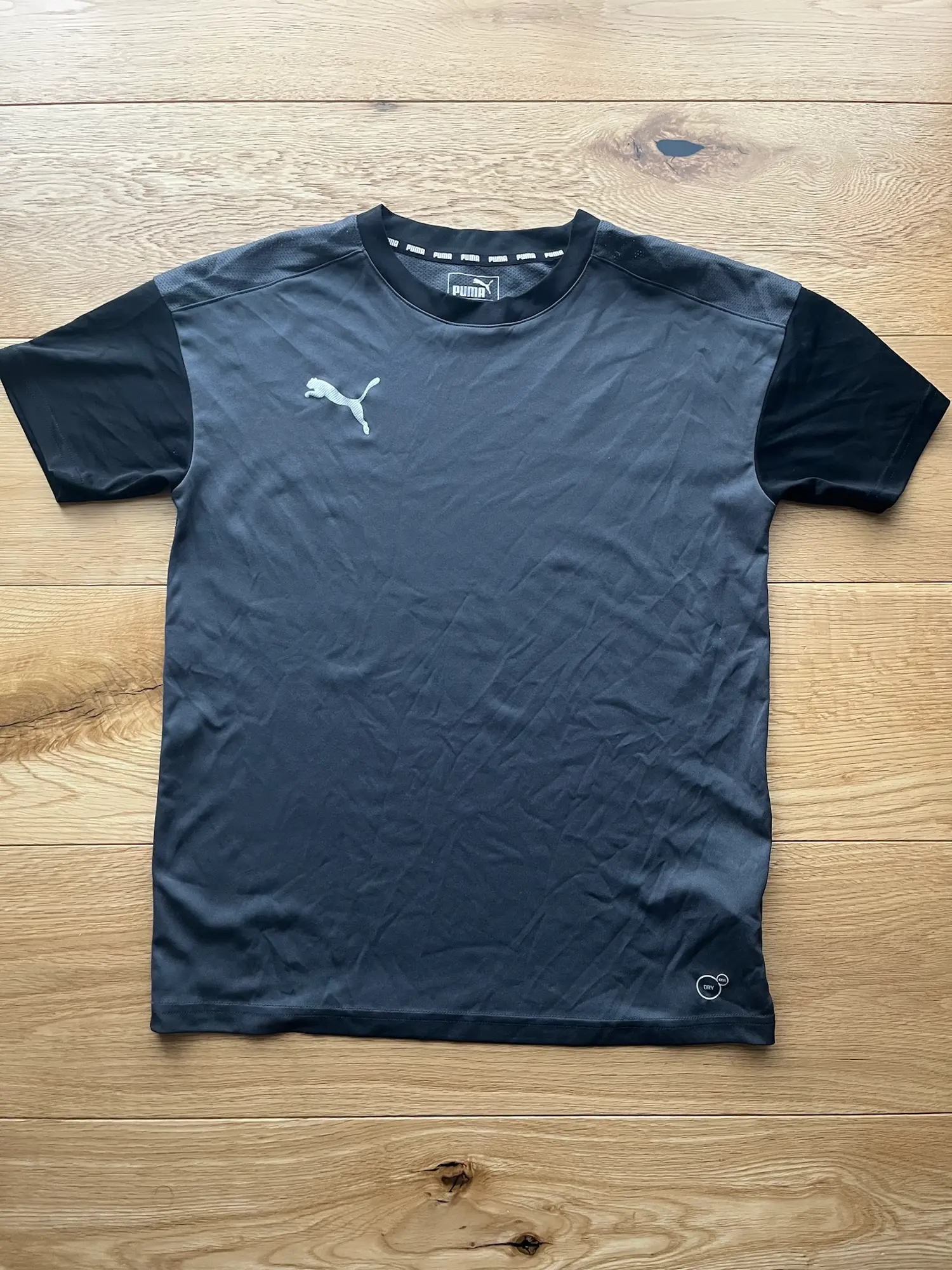 PUMA t-shirt