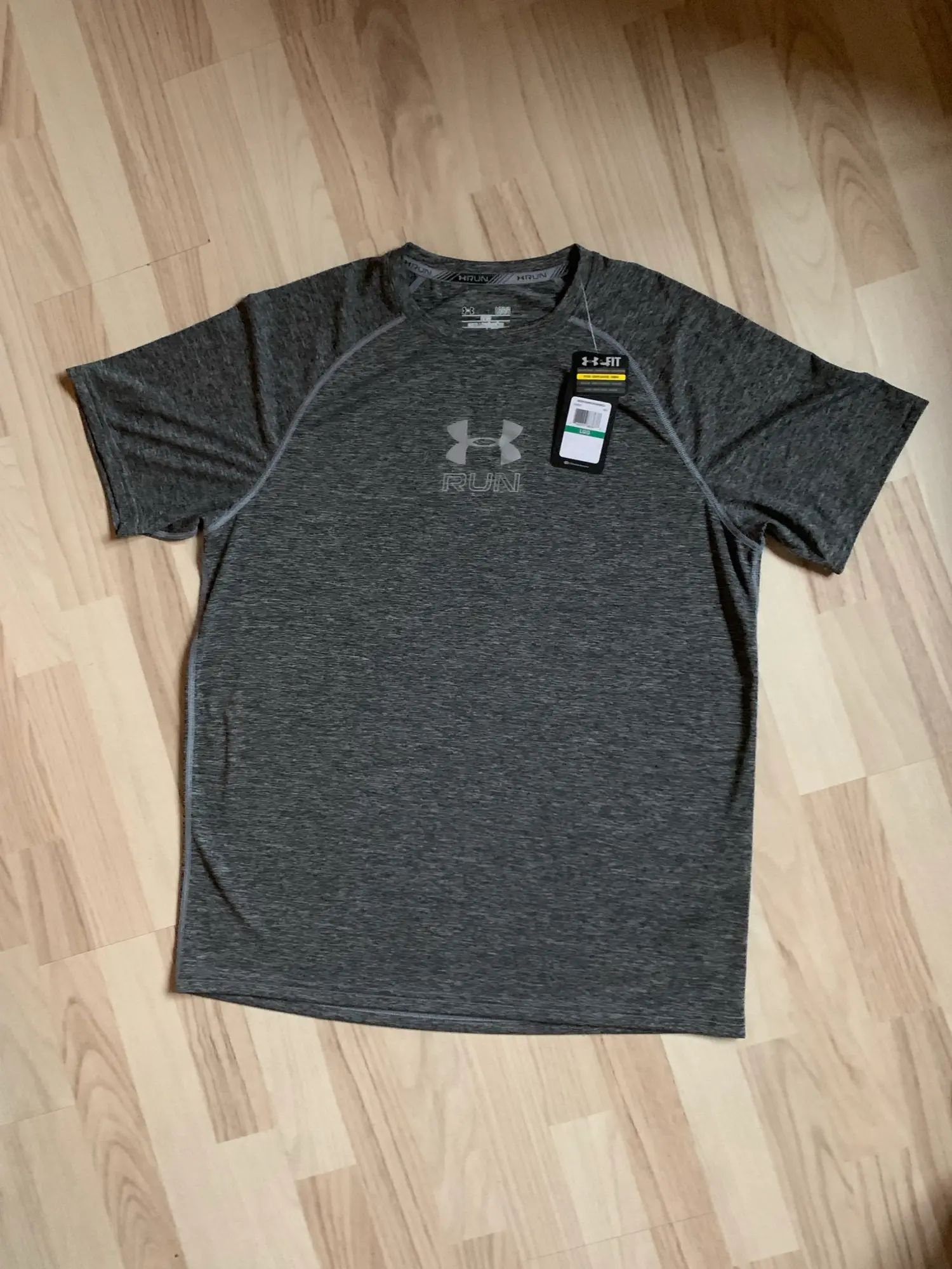 Under Armour t-shirt