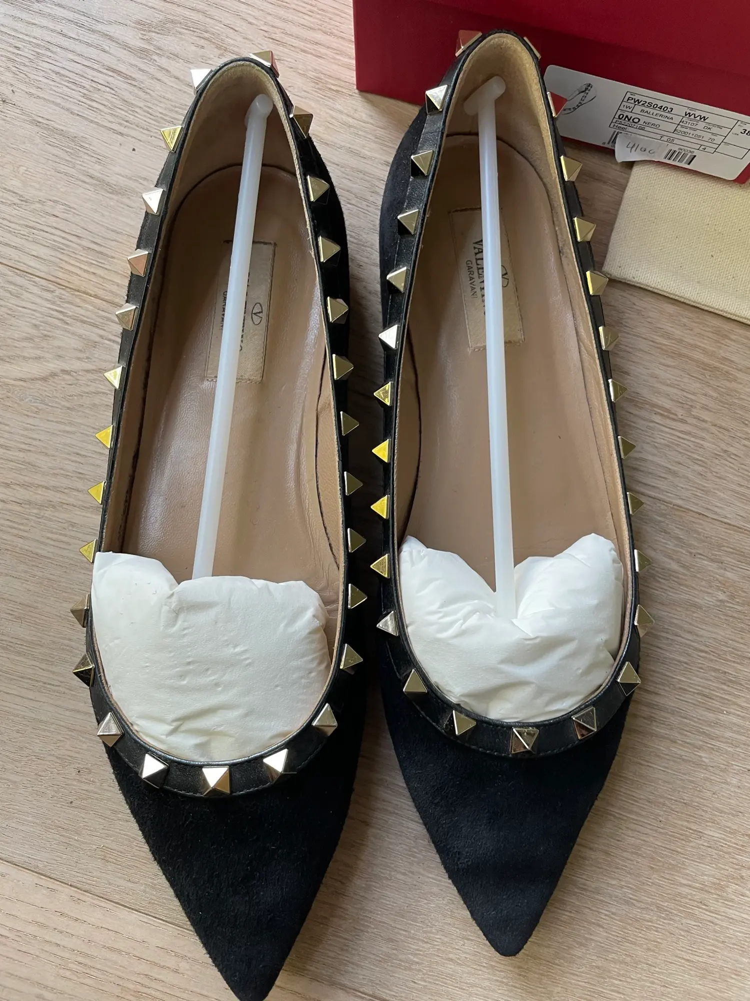 Valentino Garavani flats