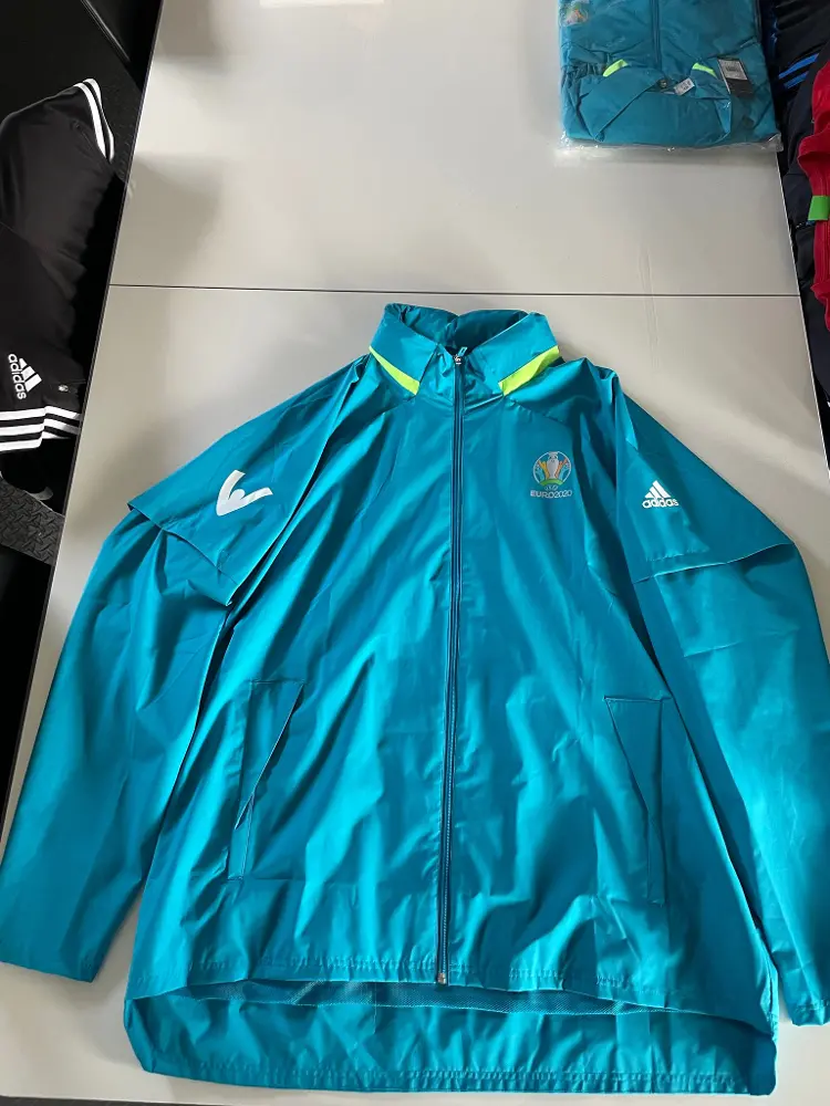 Adidas sportsjakke