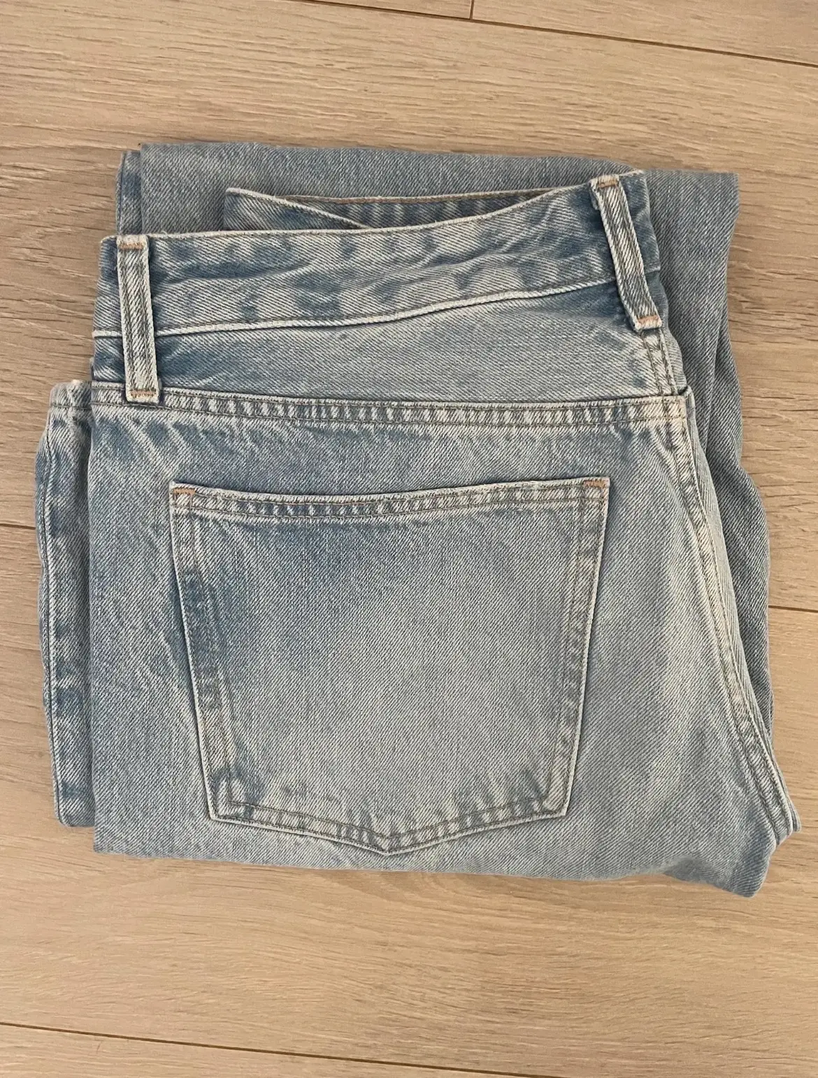 Zara jeans