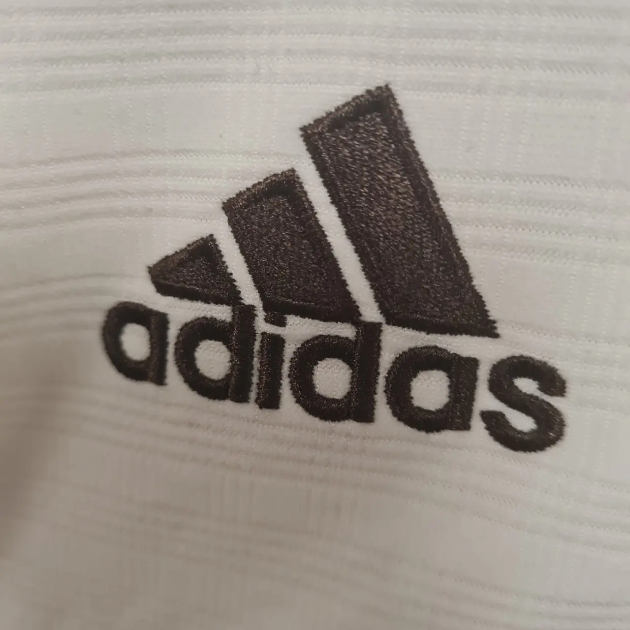 Adidas t-shirt