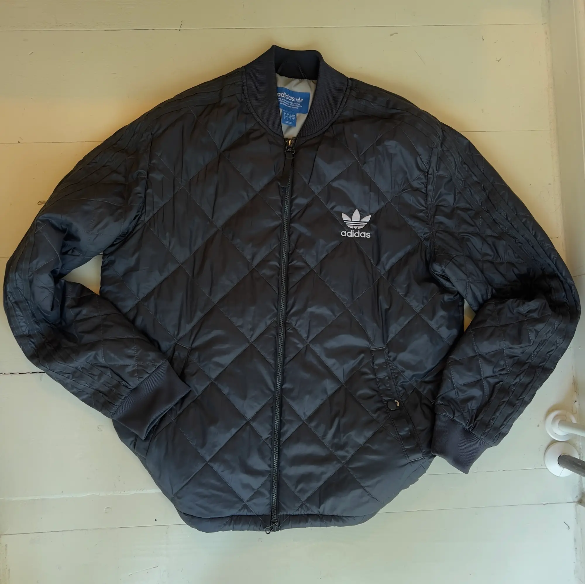 Adidas jakke