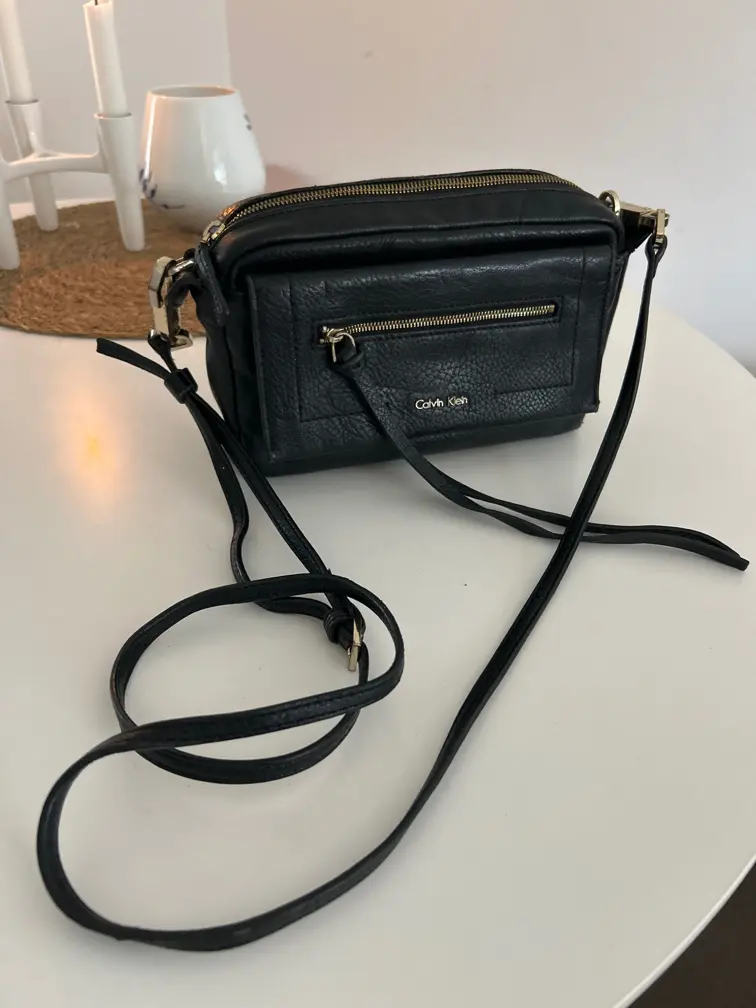 Calvin Klein crossbody-taske