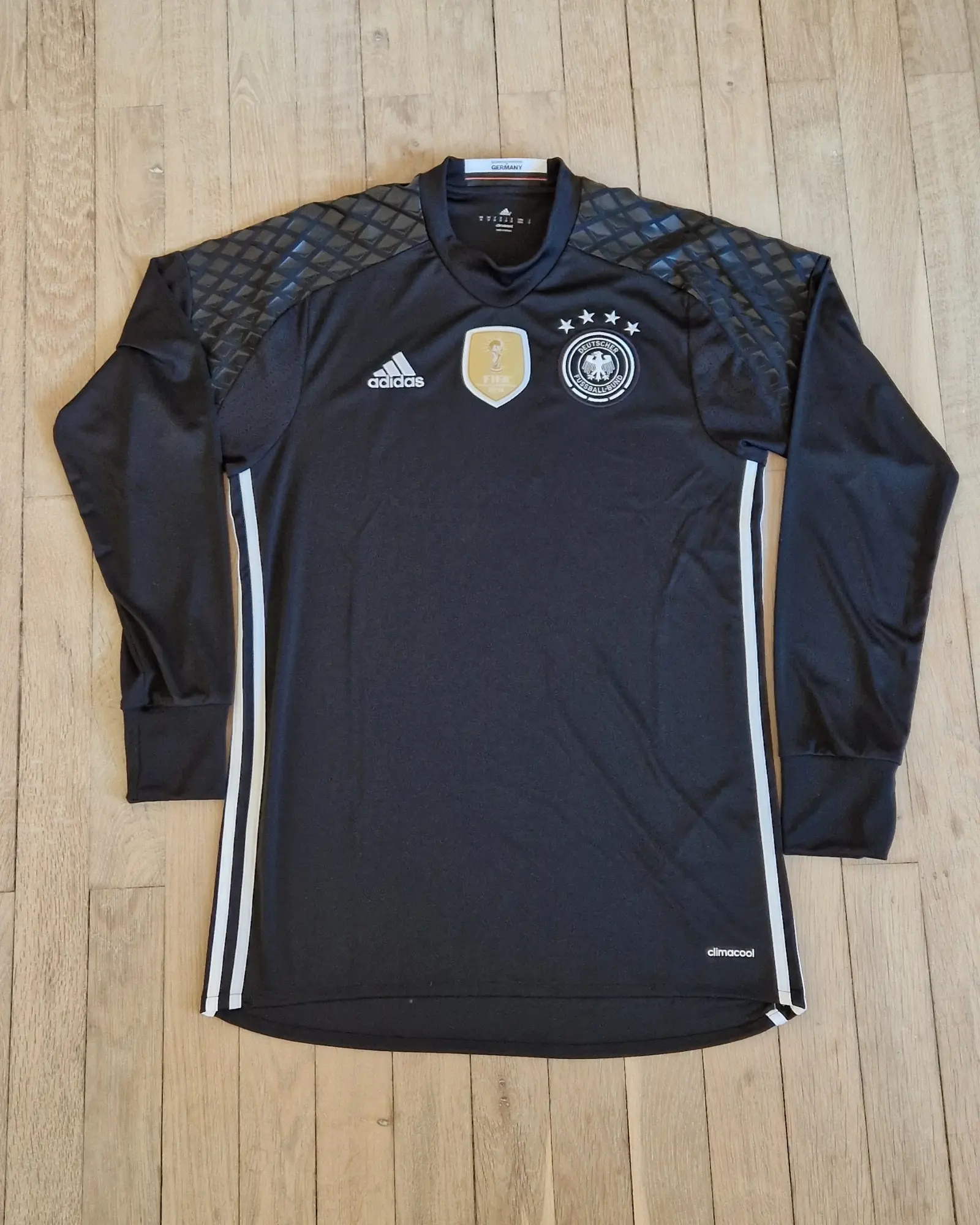 Adidas fodboldtrøje