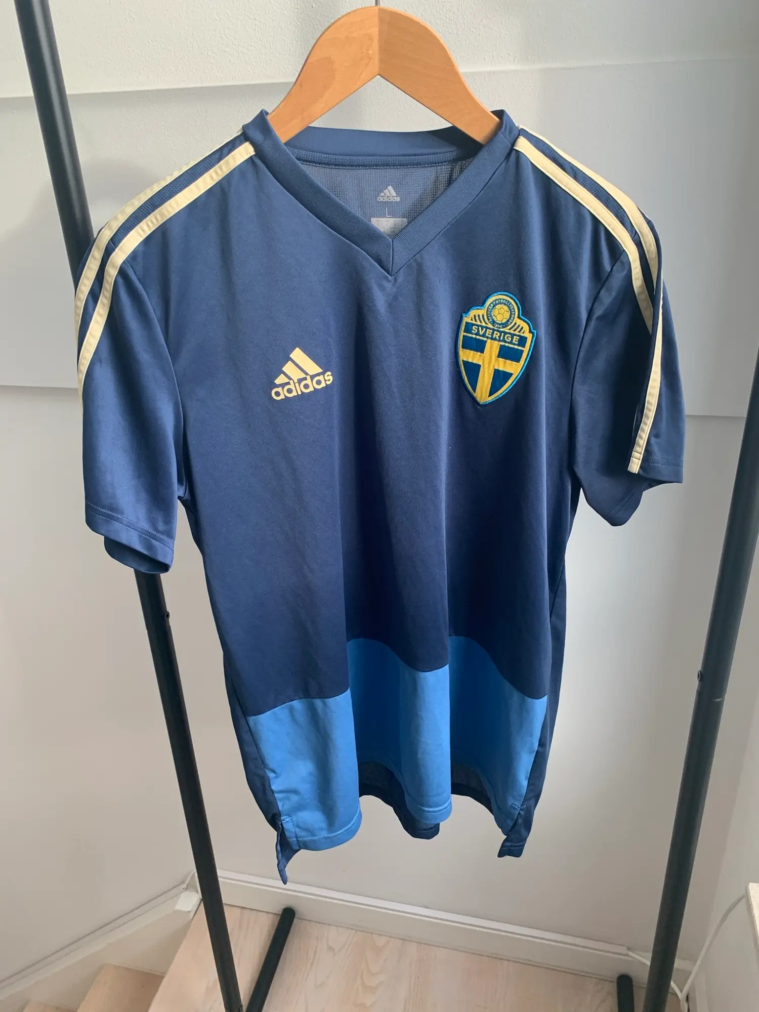 Adidas fodboldtrøje