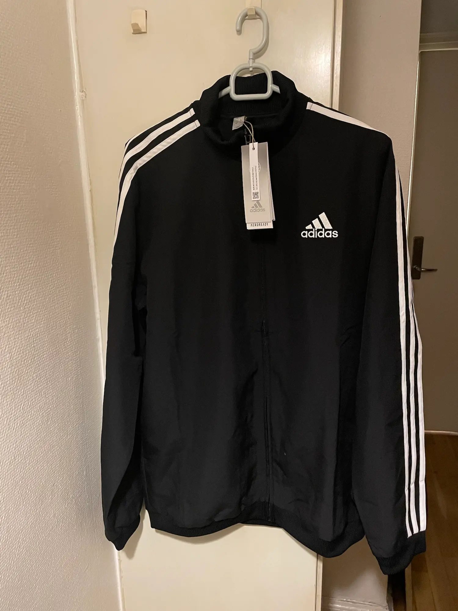 Adidas andet jakkesæt