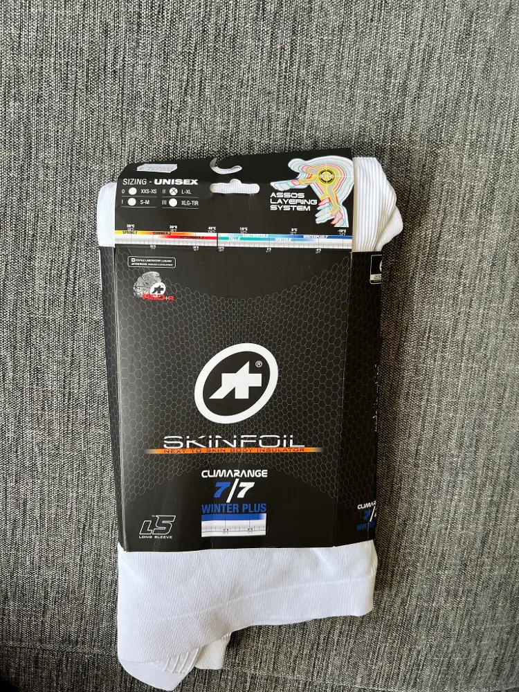 Assos t-shirt