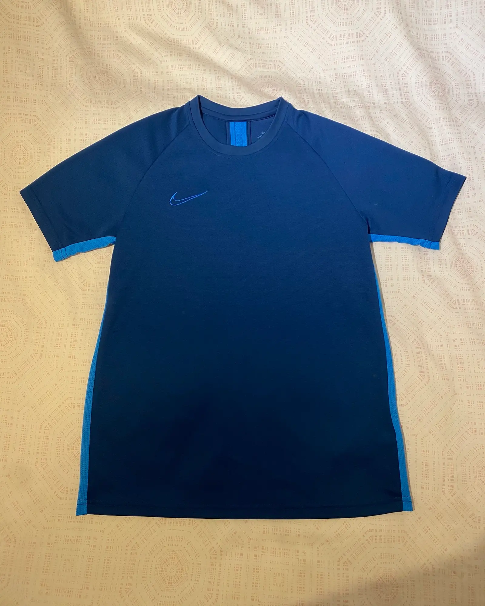 Nike t-shirt