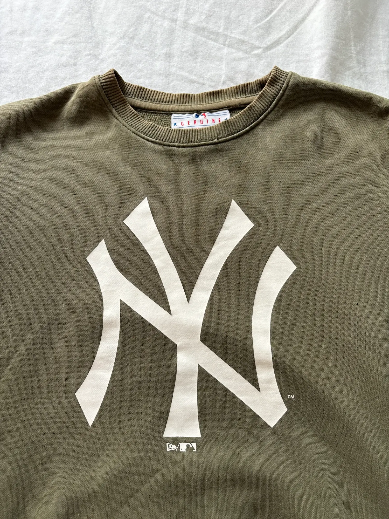 New York Yankees sweatshirt