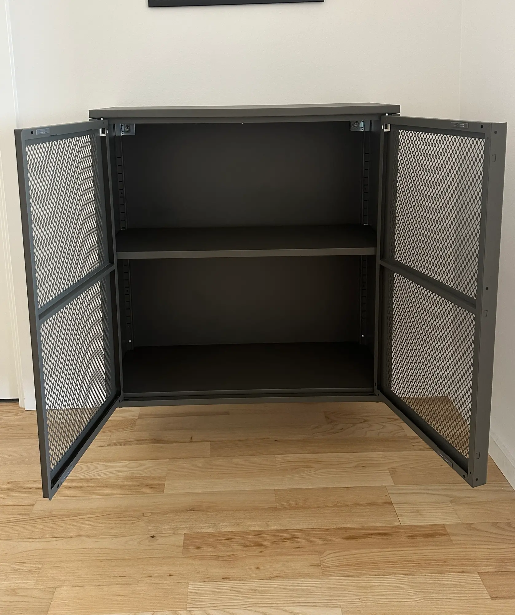 Ikea vitrine skab