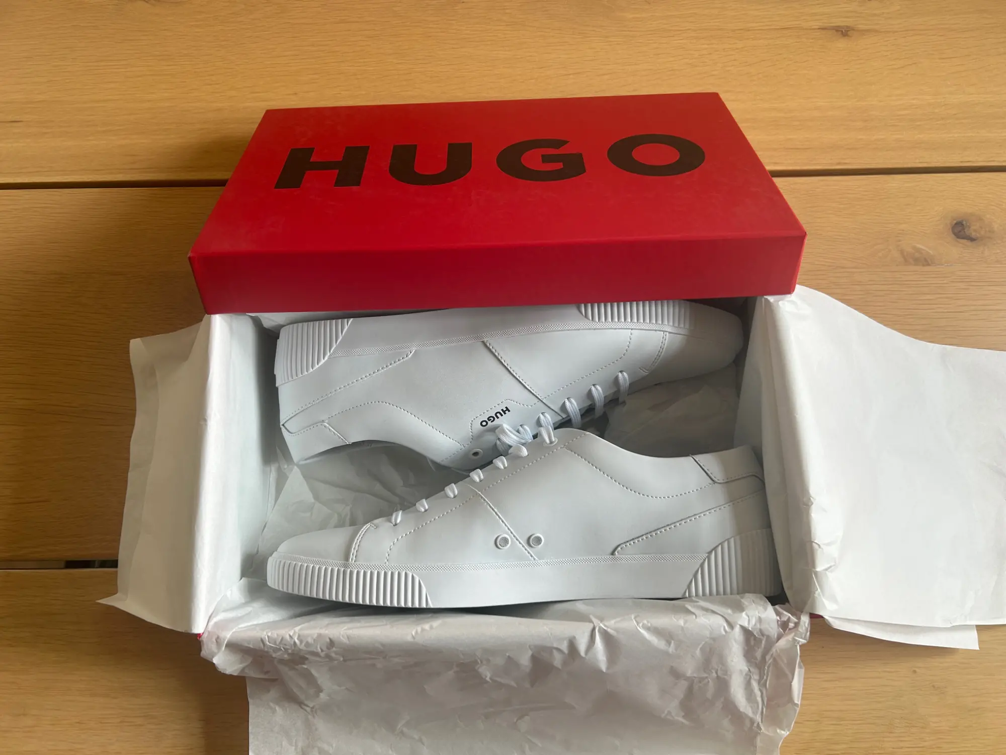 HUGO BOSS sneakers