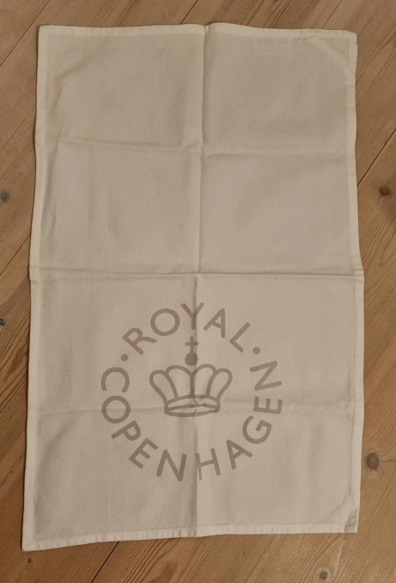 Royal Copenhagen anden boligtekstil