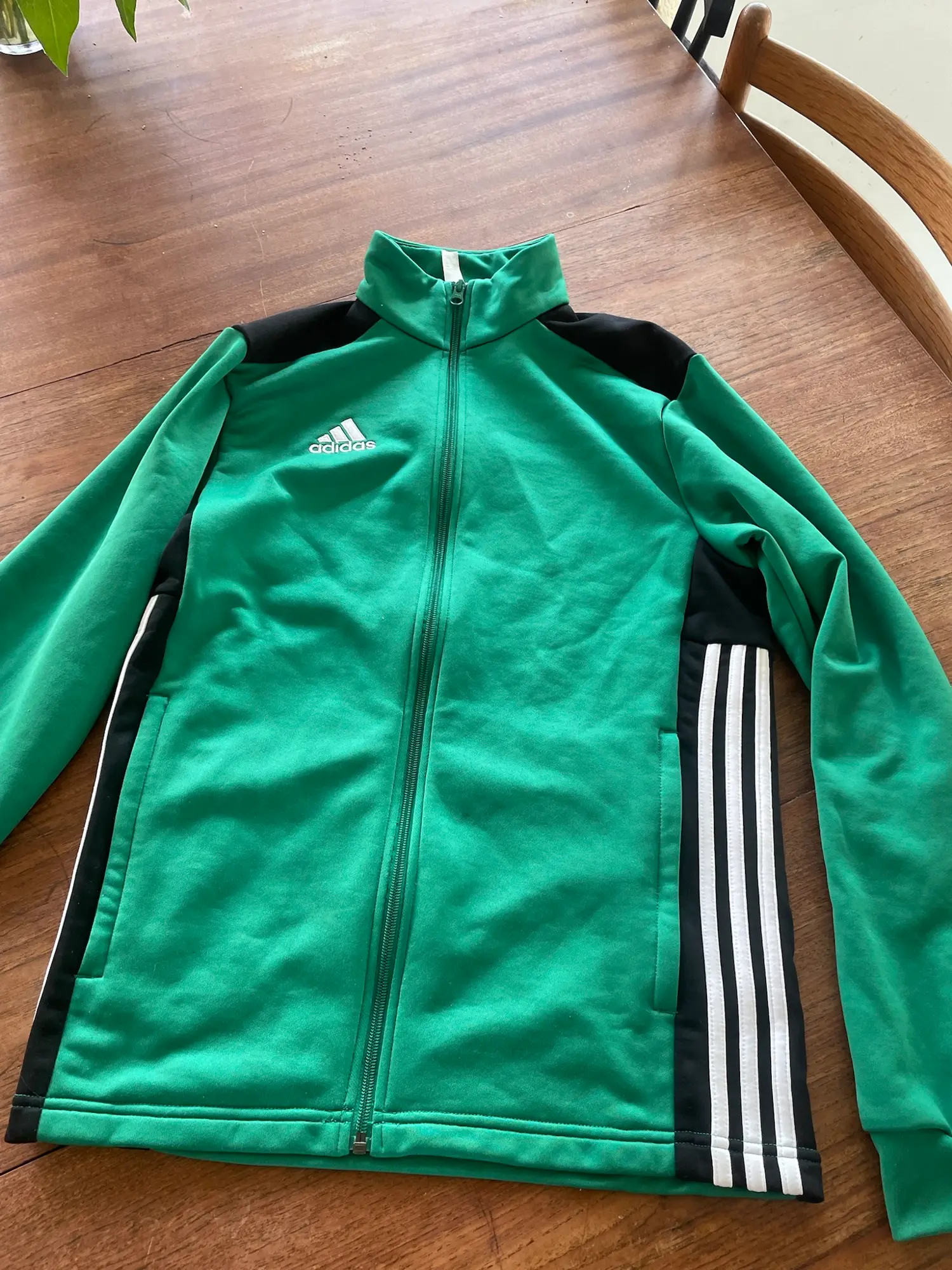 Adidas sportsjakke