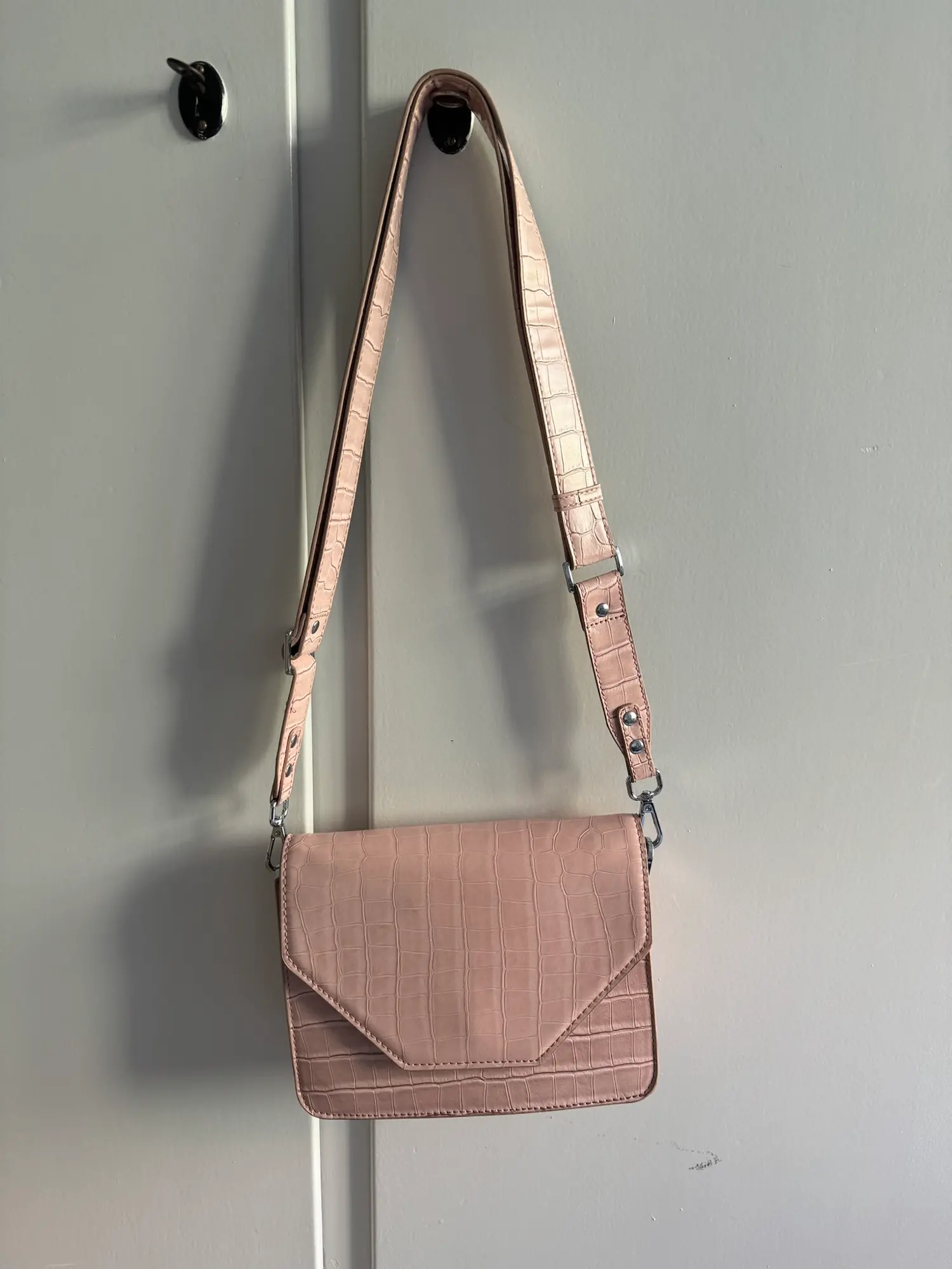 Unlimit crossbody-taske