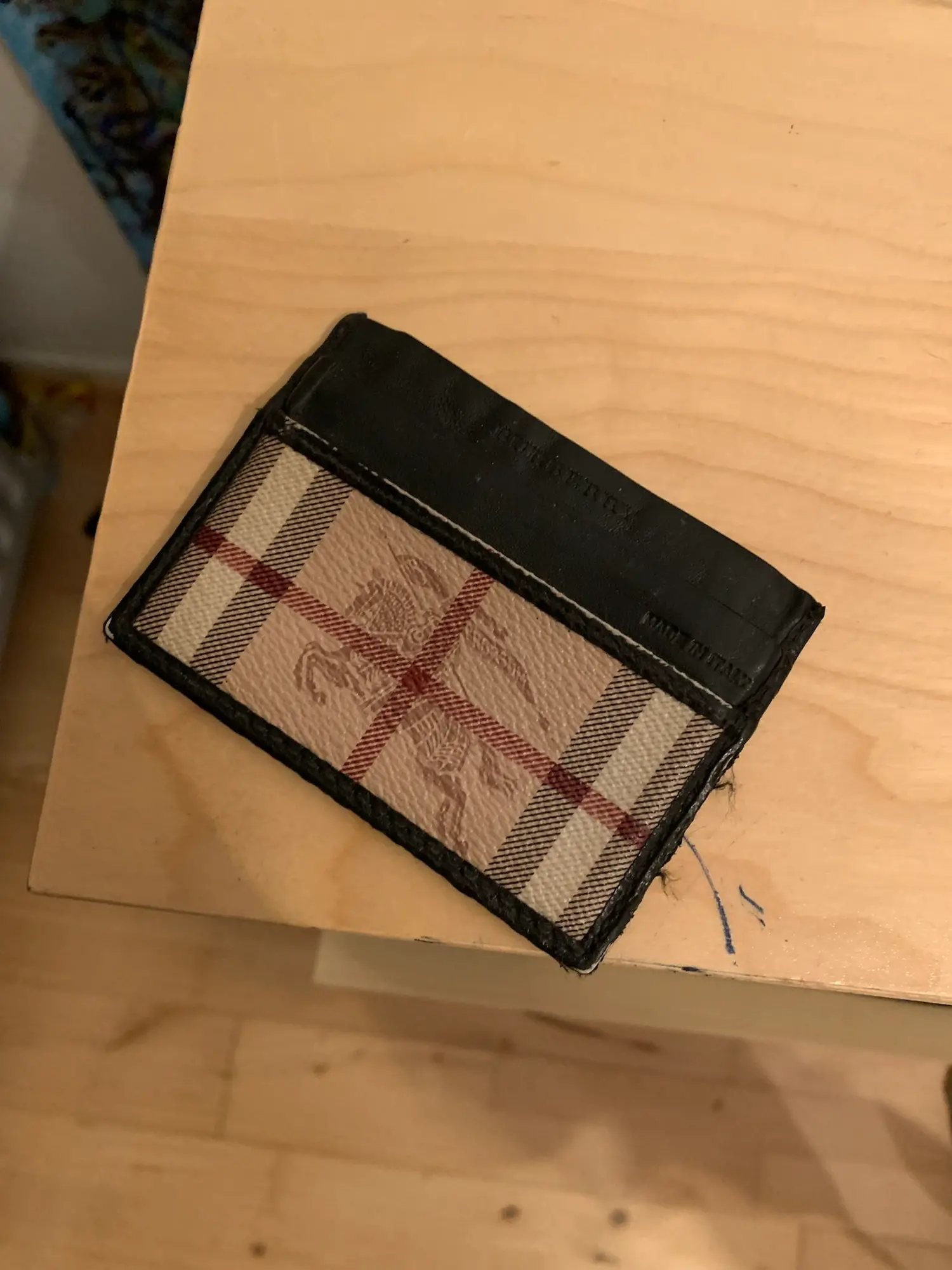 Burberry London pung