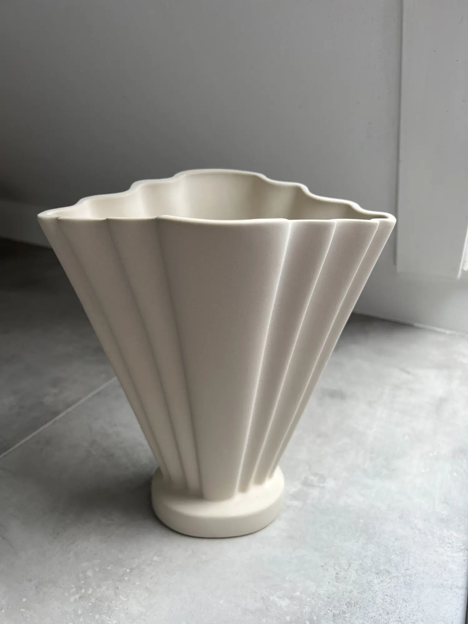 Hm home vase