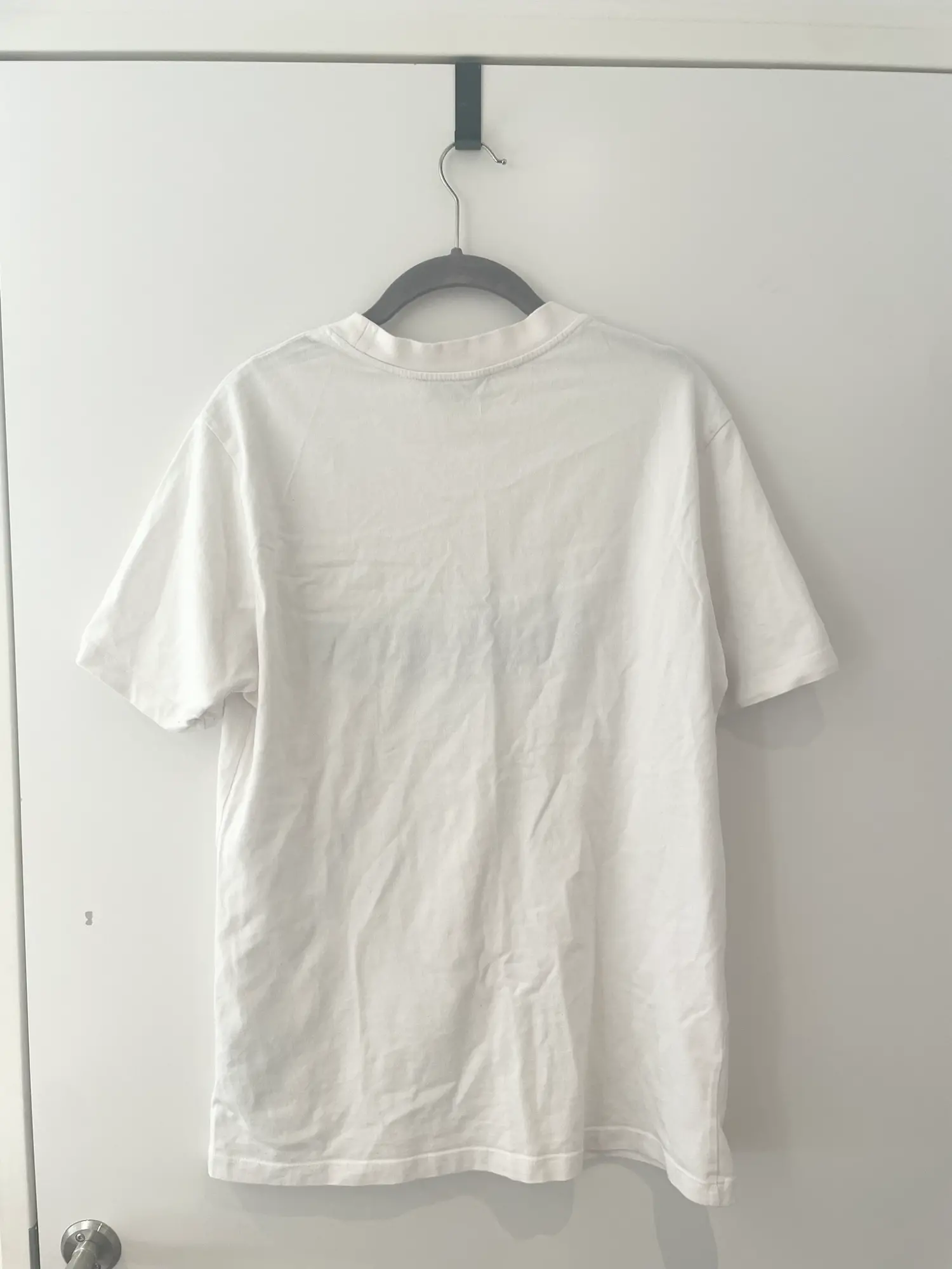 Burberry t-shirt