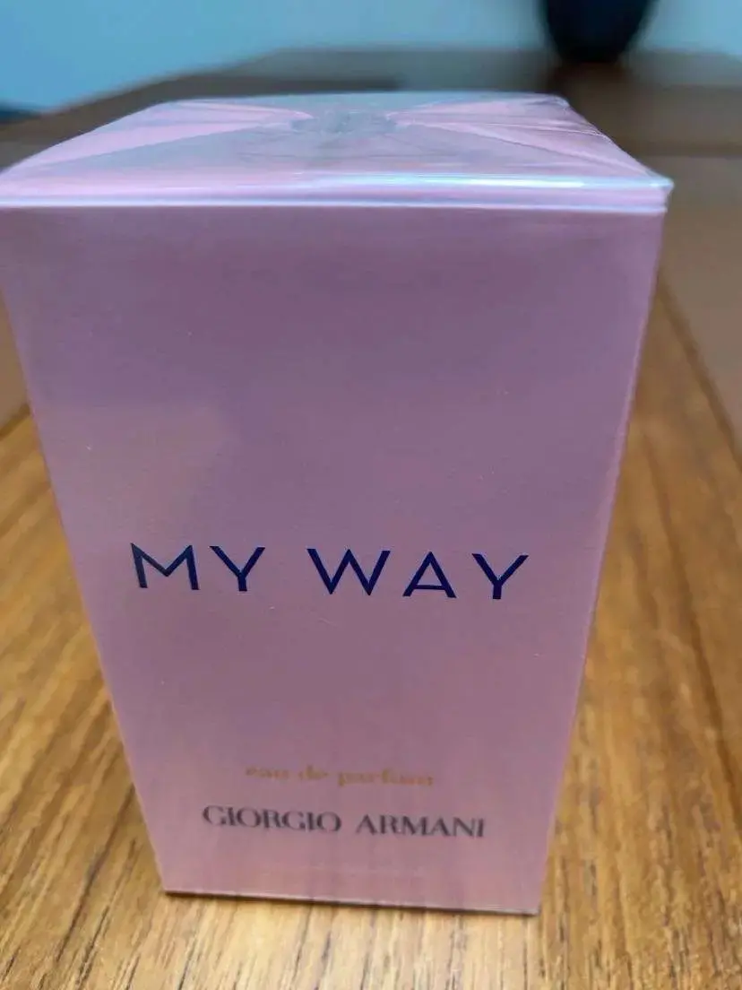 Giorgio Armani eau de parfum