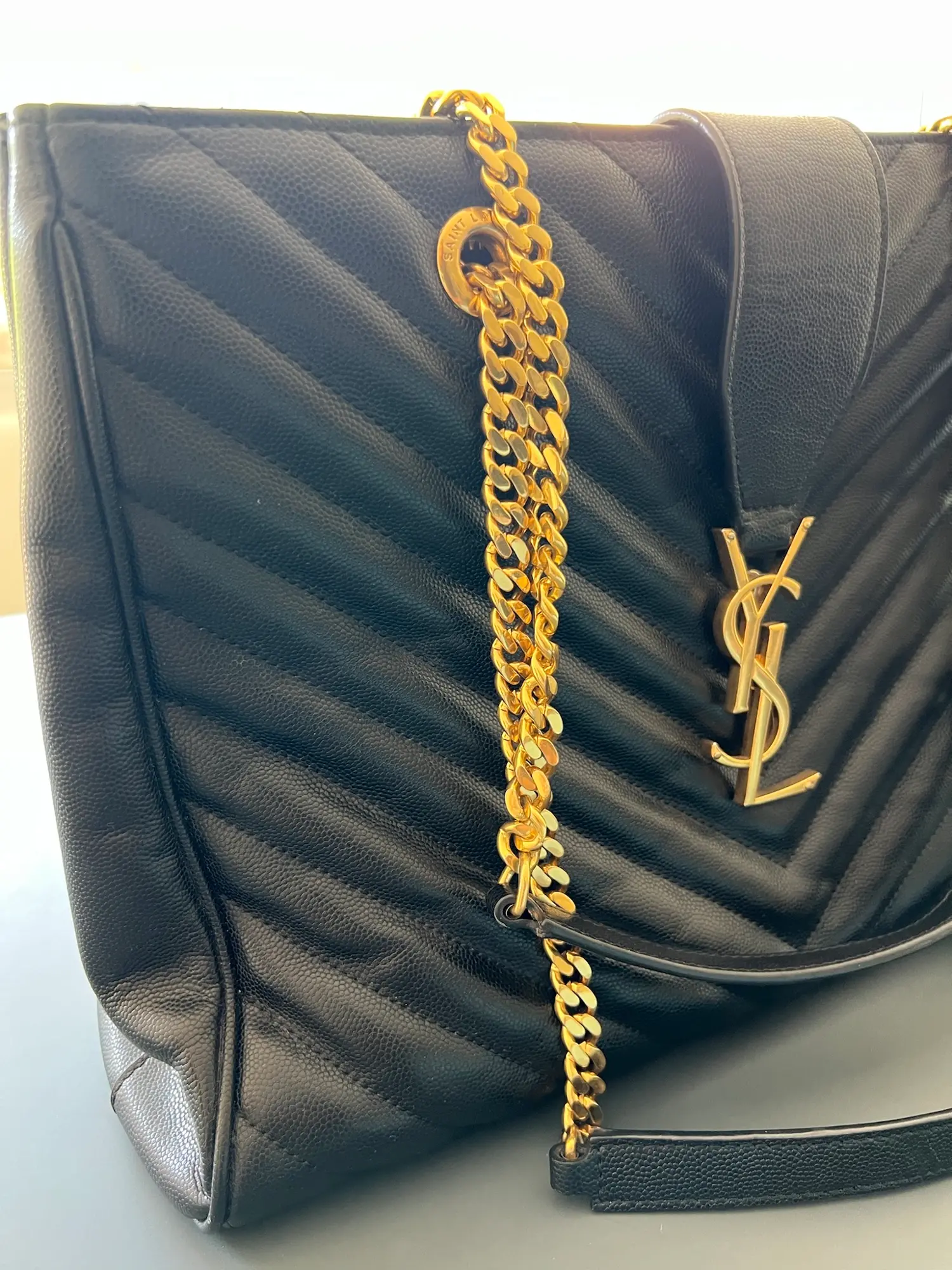 Yves Saint Laurent skuldertaske