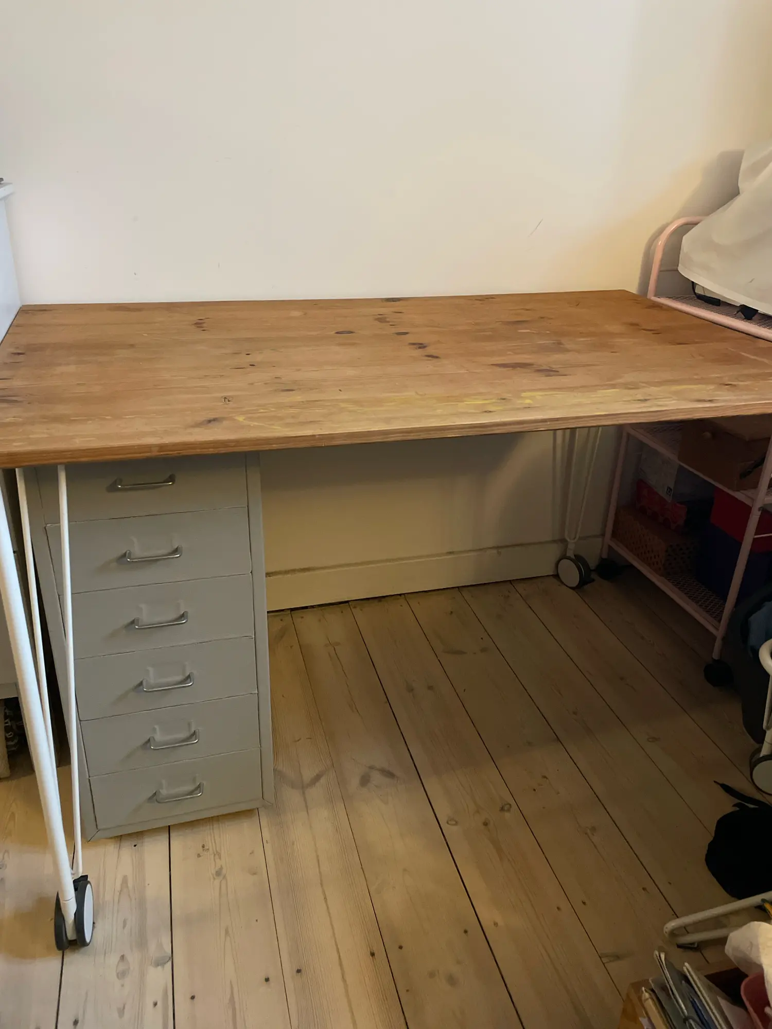 Ikea skrivebord