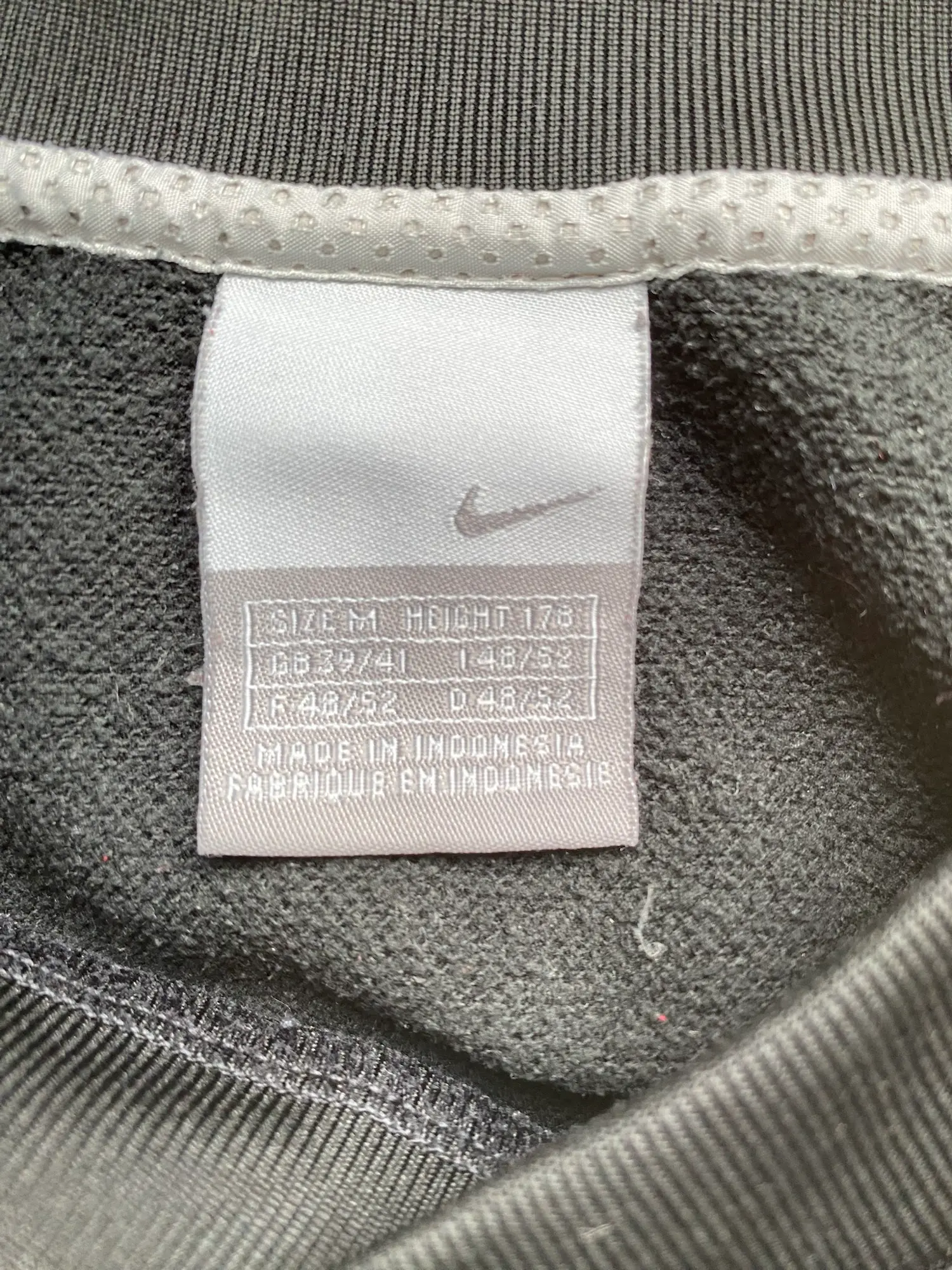 Nike sweatshirt