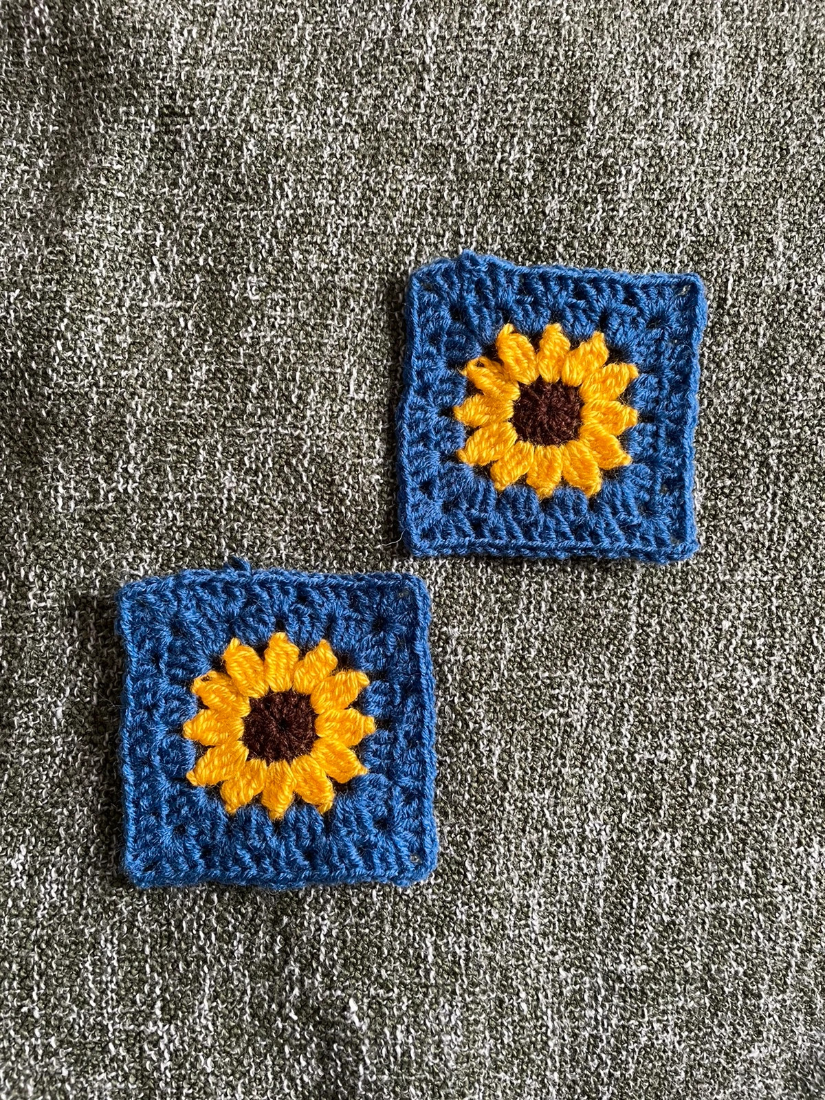 Podkładki pod kubek słoneczniki na niebieskim tle 2 szt handmade