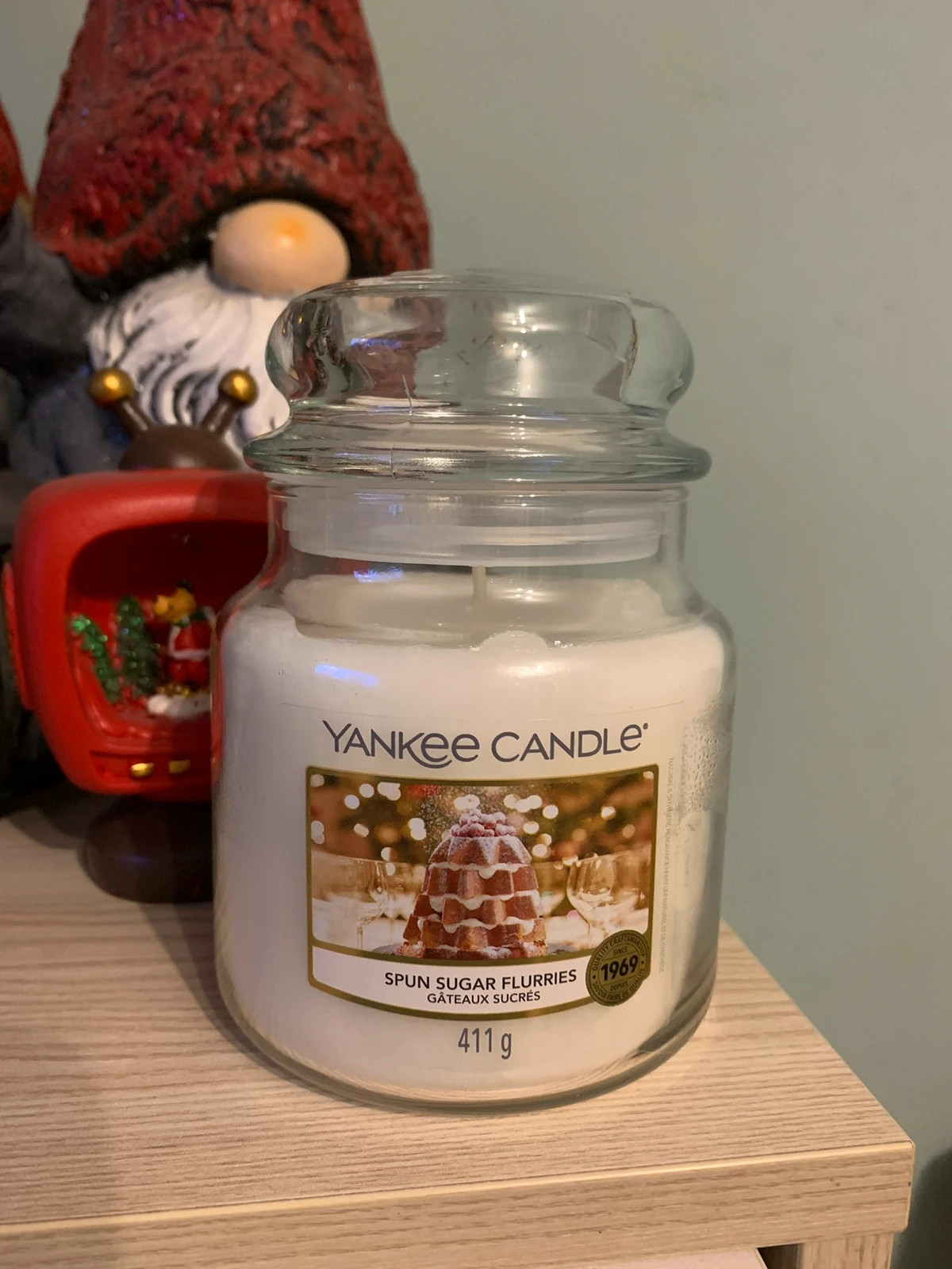 Spun sugar flurries yankee Candle