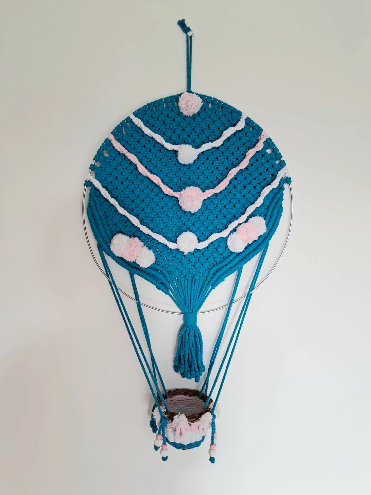 Duża Niebieska makrama balon z koszyczkiem do pokoju chłopiec