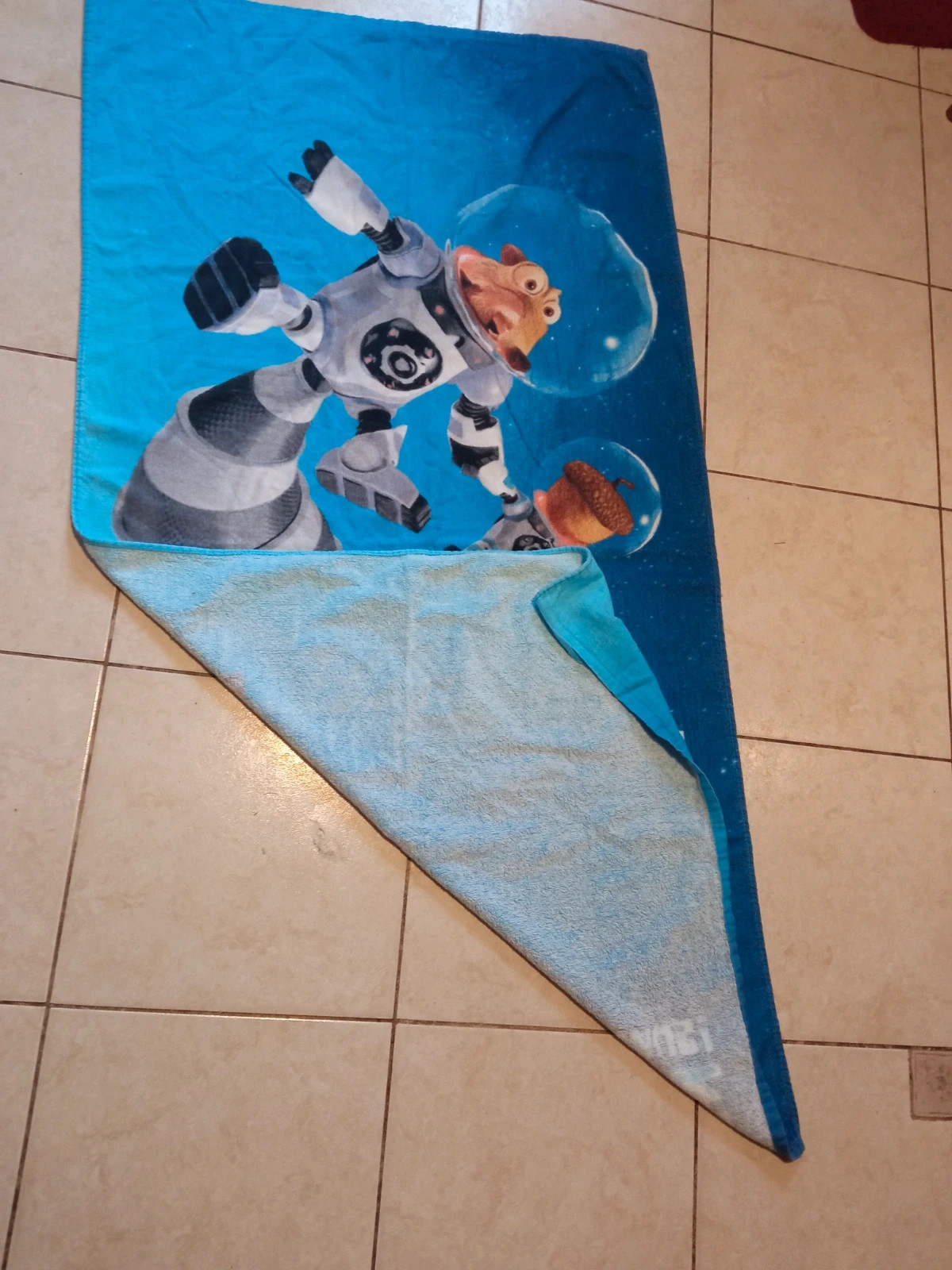 Ręcznik kąpielowy duży grotę dla dziecka Epoka lodowcowa