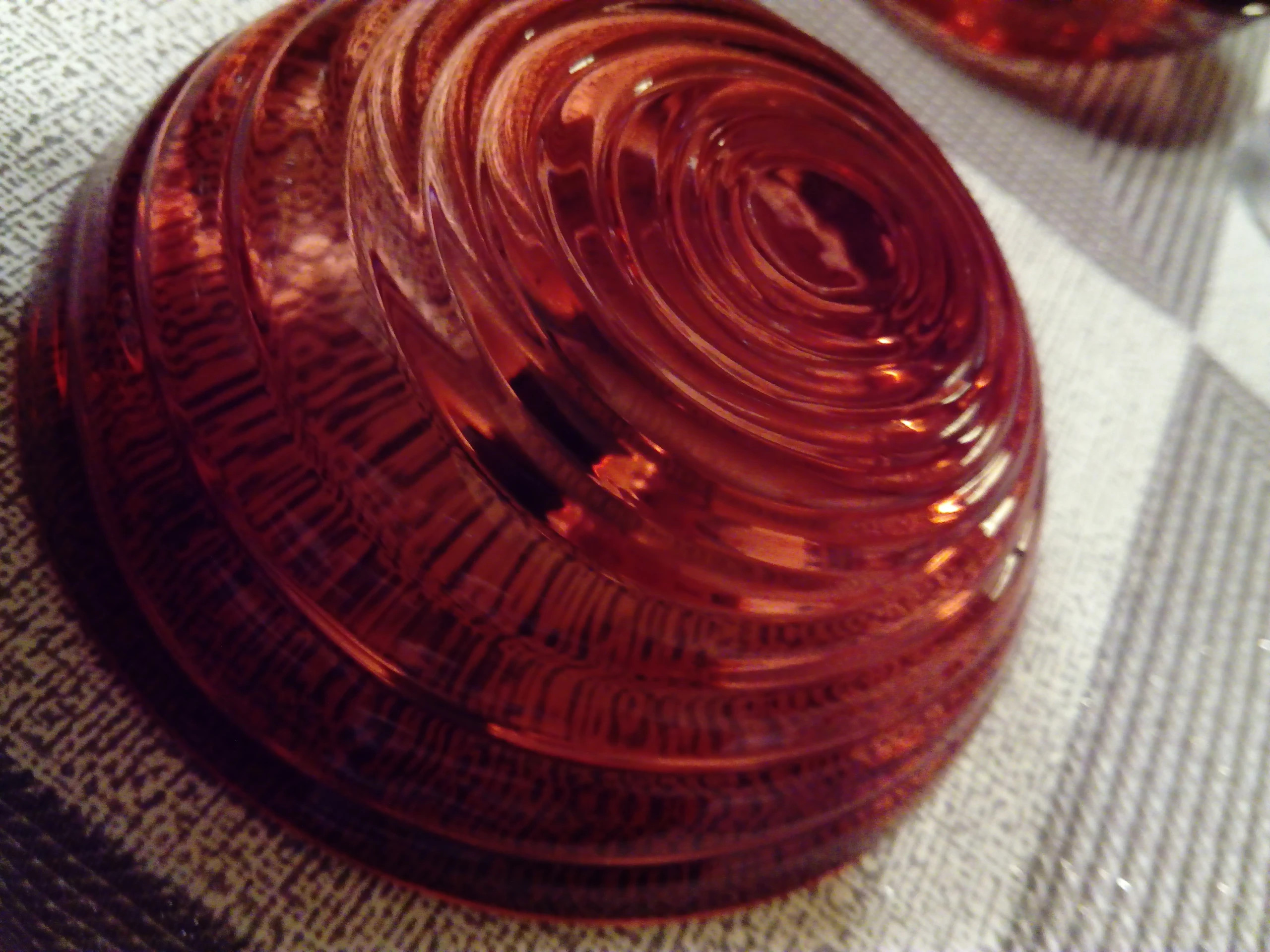 Ozdobne świeczniki szklane wzór spiralny- 2 szt