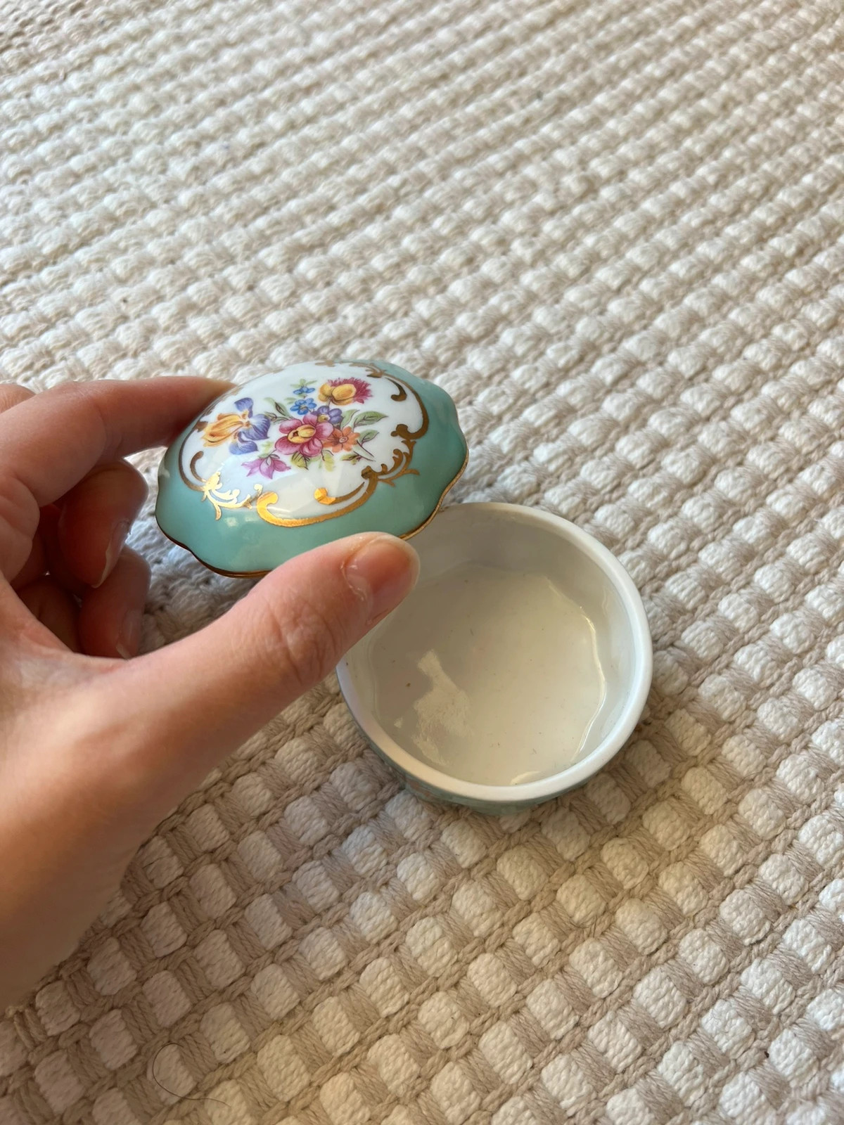 Cute trinket dish