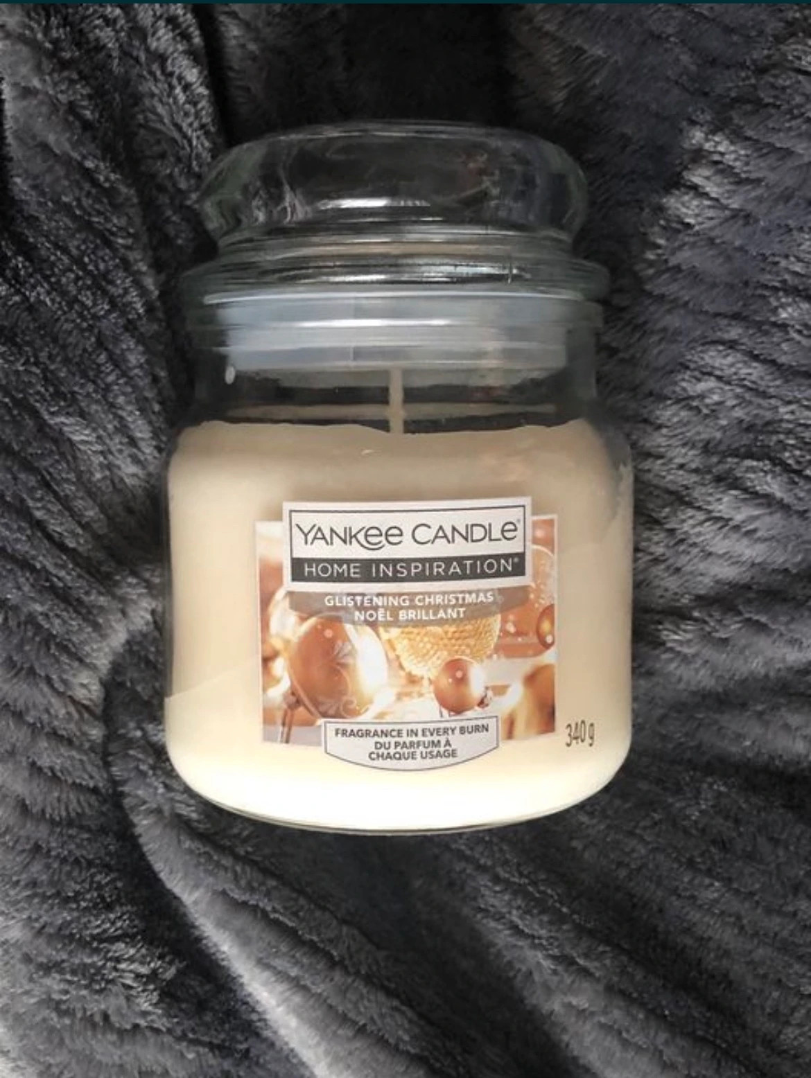 Swieczka Yankee Candle Glistening Christmas 340g