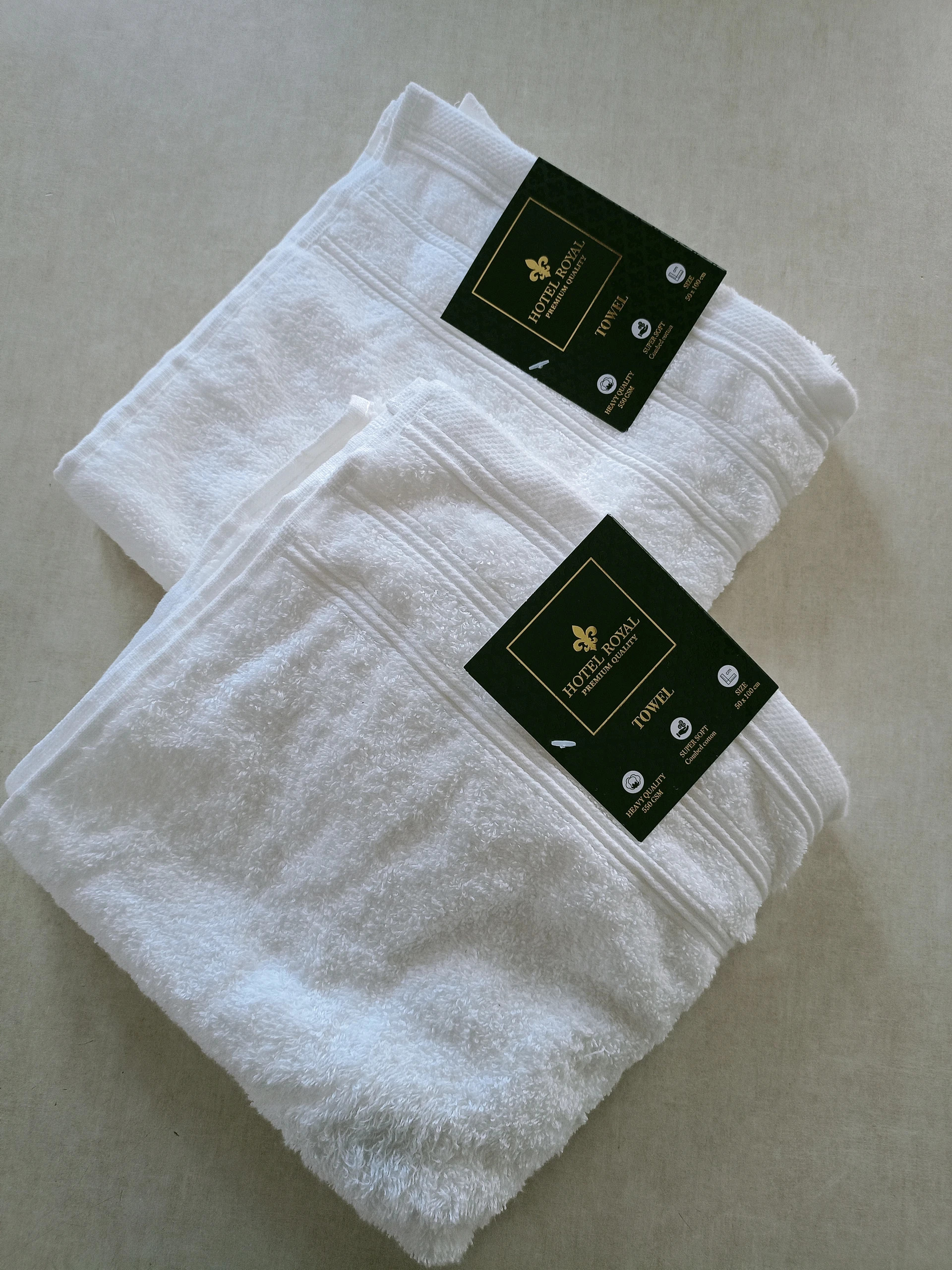 Białe grube ręczniki 2 szt nowe