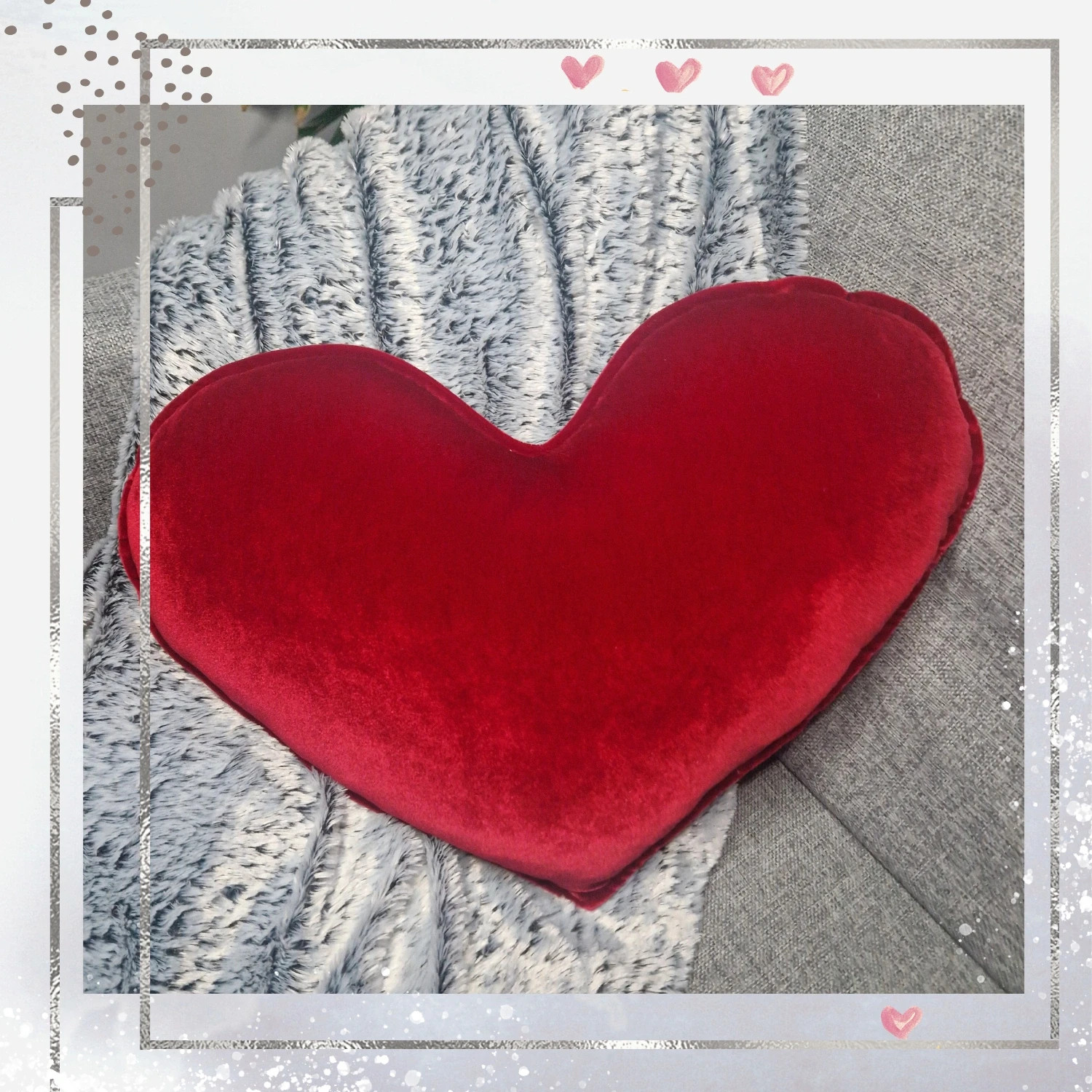 Poduszka dekoracyjna czerwone serce