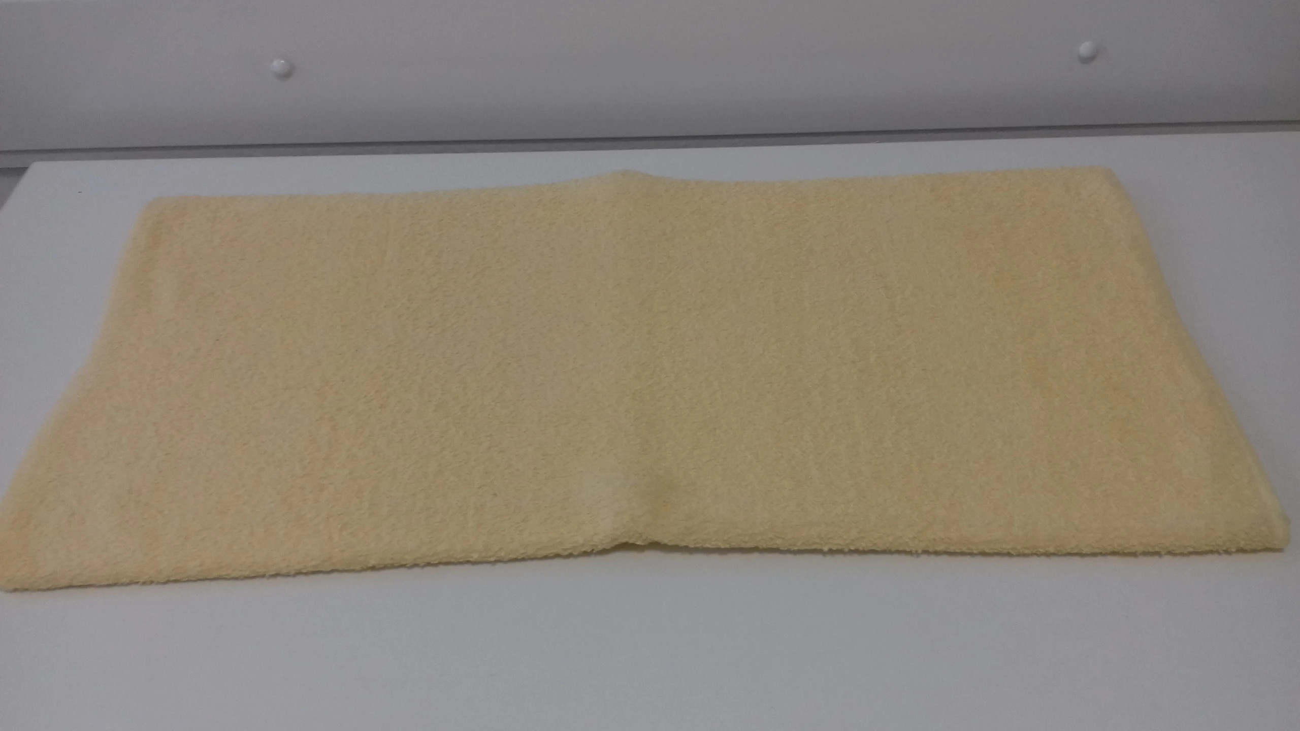 Ręcznik kąpielowy frotte „Irys 6” żółty do sprzedania