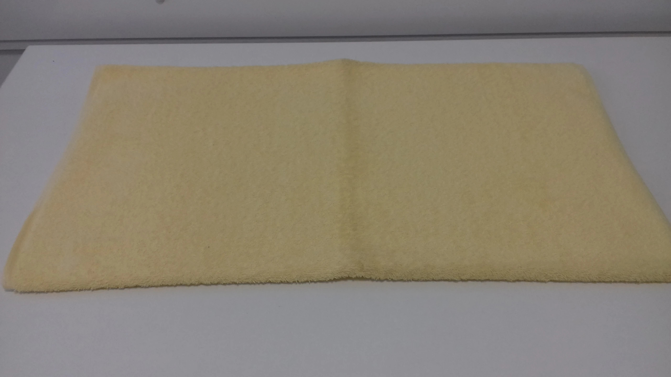 Ręcznik kąpielowy frotte „Witpol” jasnożółty do sprzedania