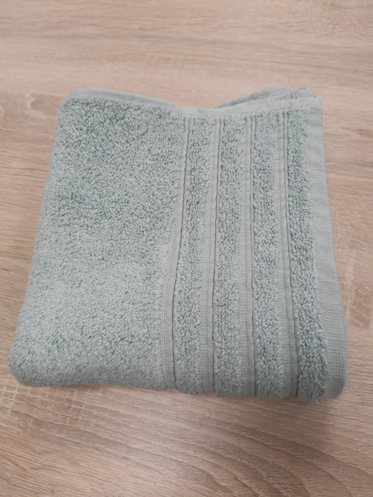 Miętowy ręcznik do rąk mały
